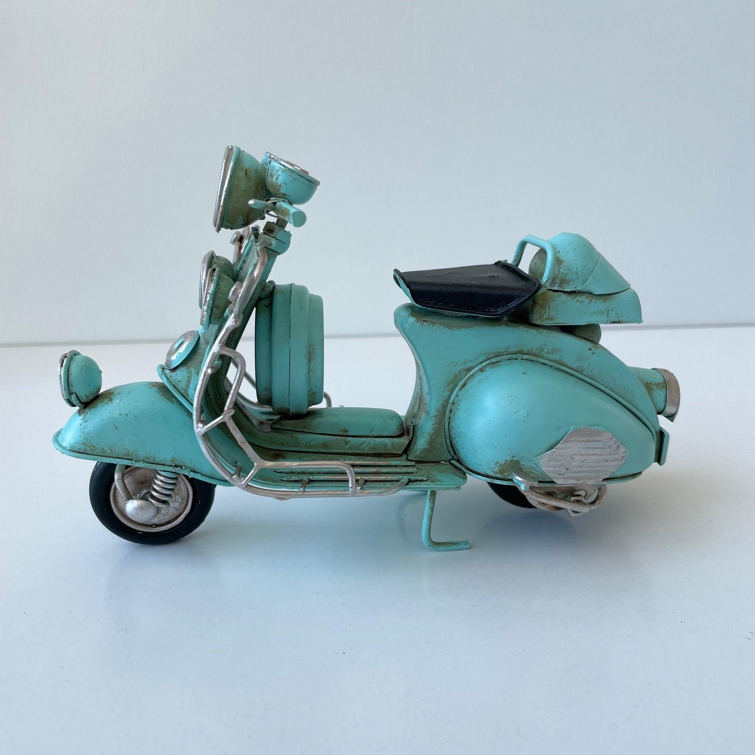 Moto Vespa A Escala, Colección Decoración Vintage En Fierro S-1