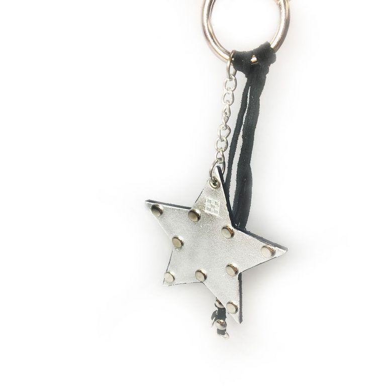 LLAVEROS CUERO ESTRELLA PLATEADA-0
