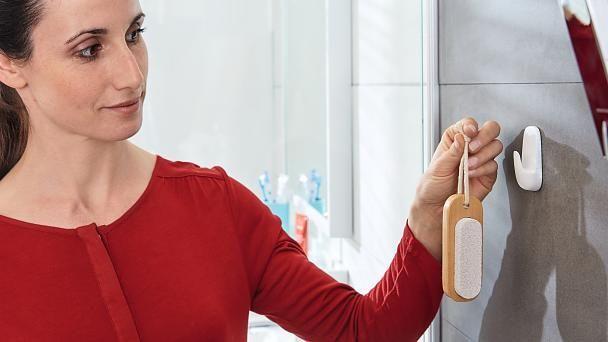 Pack 4x2 Ganchos Adhesivos 2kg Resistentes al Agua tesa-2