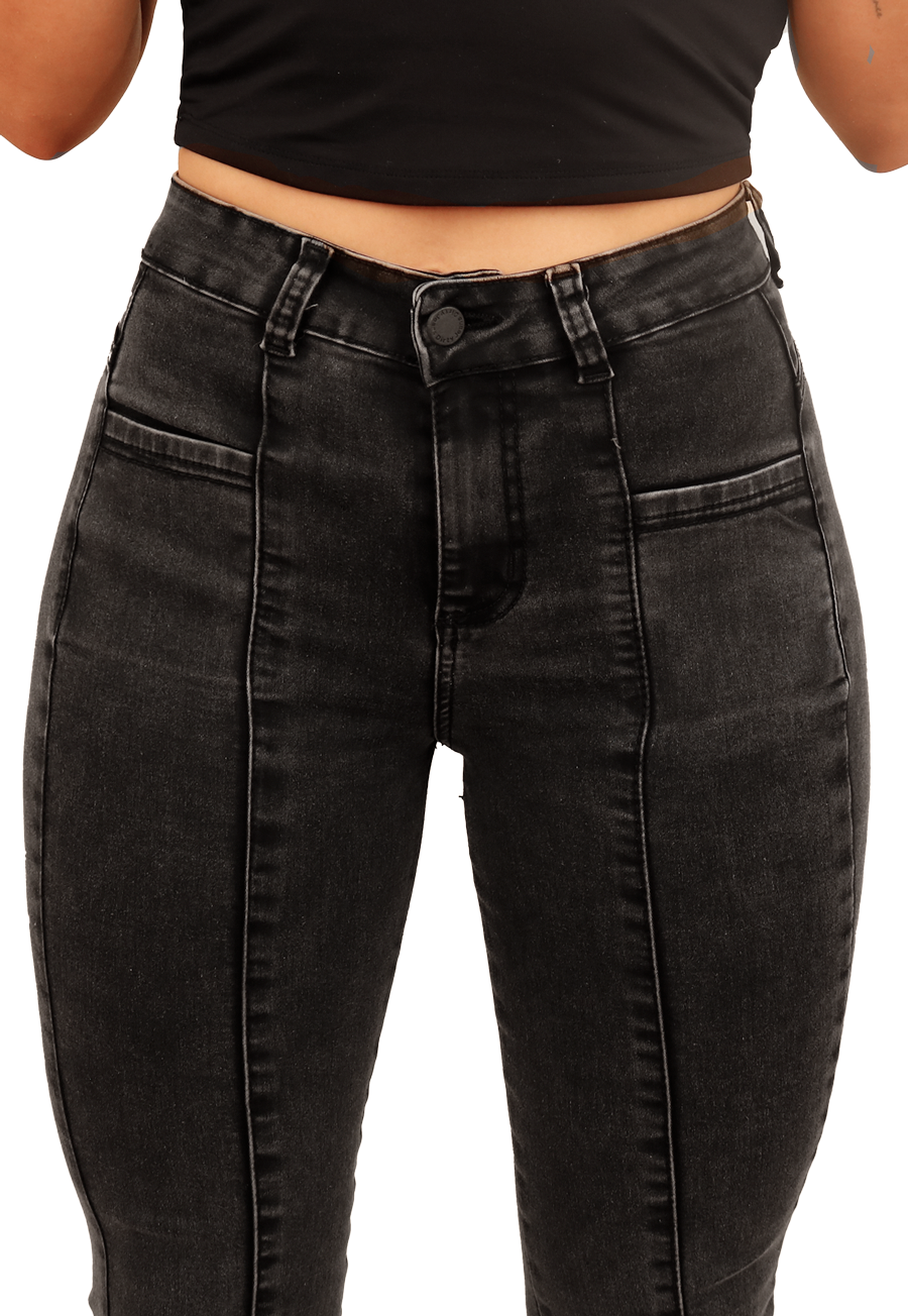 JEANS MUJER NEGRA FLARE JE3945N-2