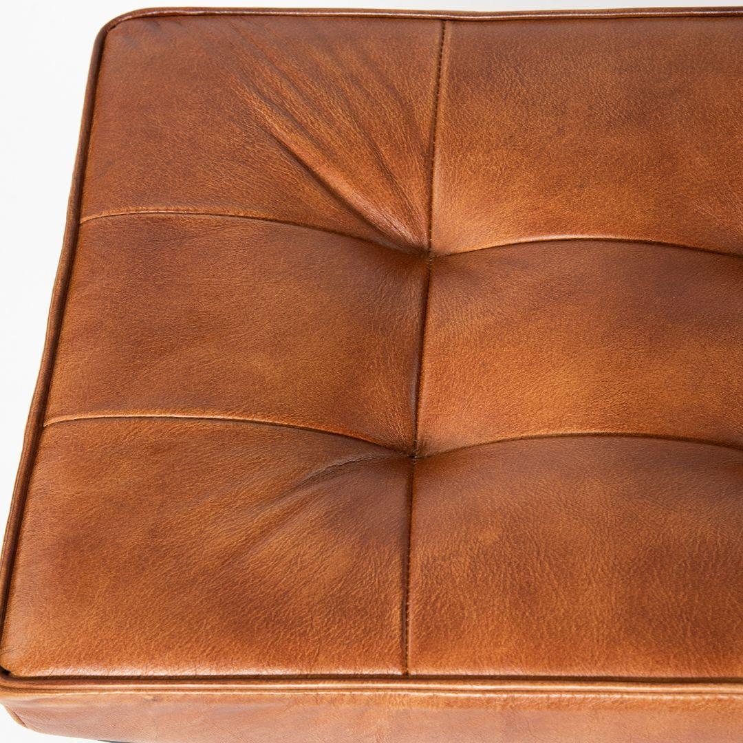 Banqueta de Cuero Baleares Caramelo patas fierro-3