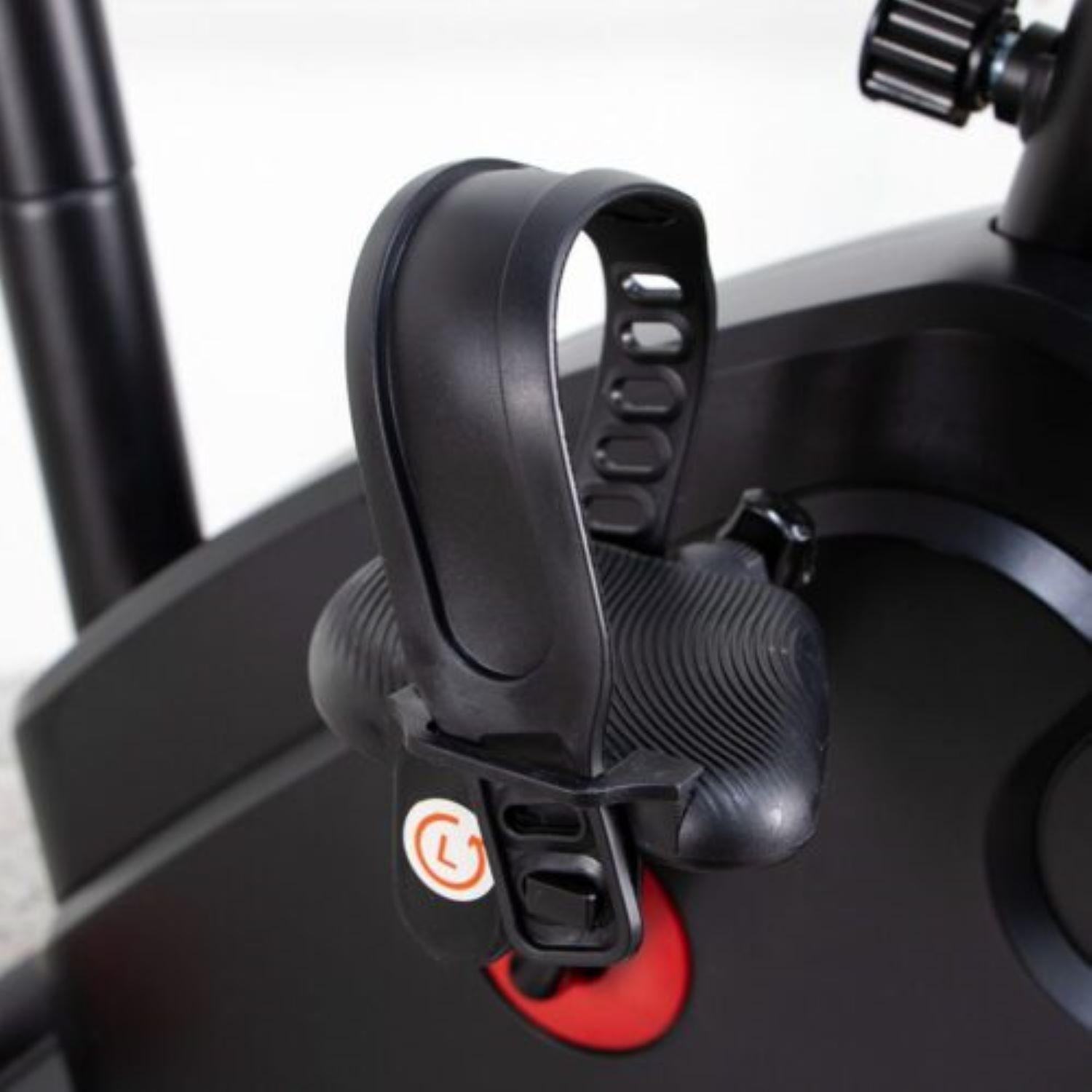Bicicleta Estática Magnética Ironfit con Monitor LCD y Resistencia Ajustable -5