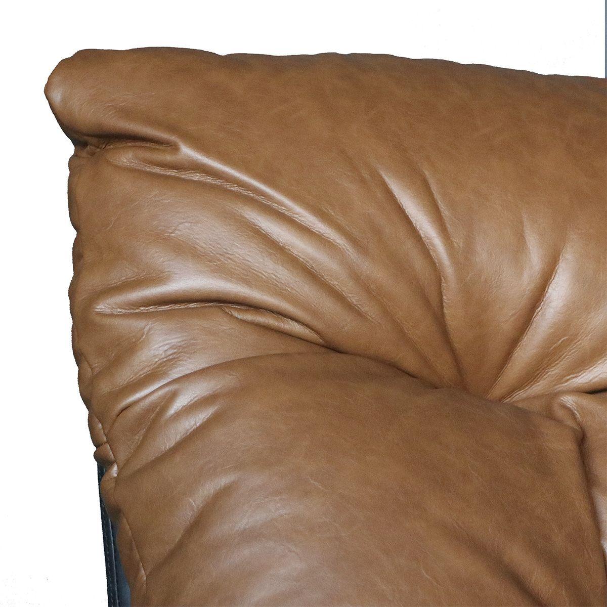 Poltrona Tahai en Ecocuero Café Caramelo  90x118x93 cm -4