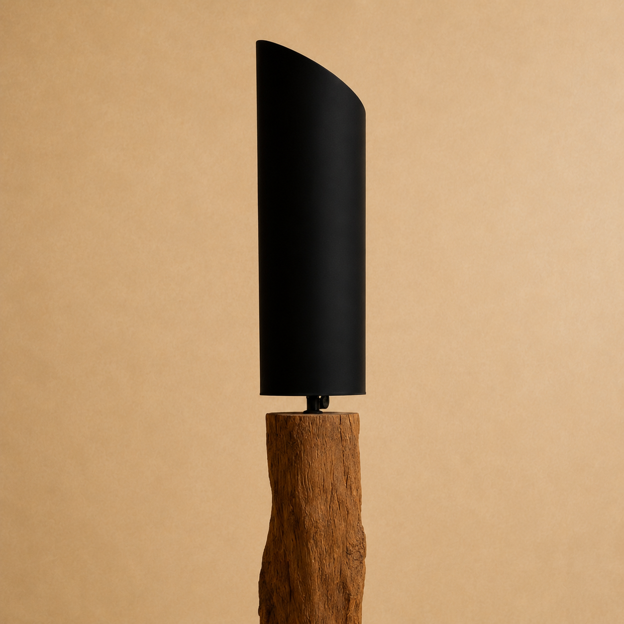 L mpara de Pie Look Black 20x121 cm en Ra z de Teca-1