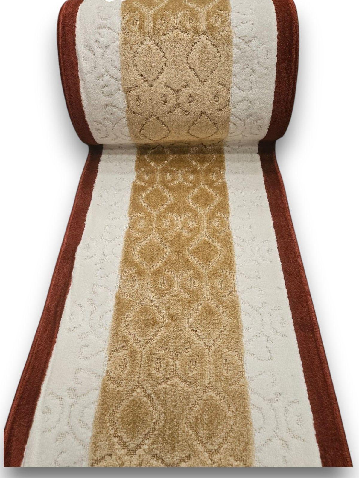 Alfombra de Pasillo Café  67 cm x 3 metros con Goma Sin Overlock-2