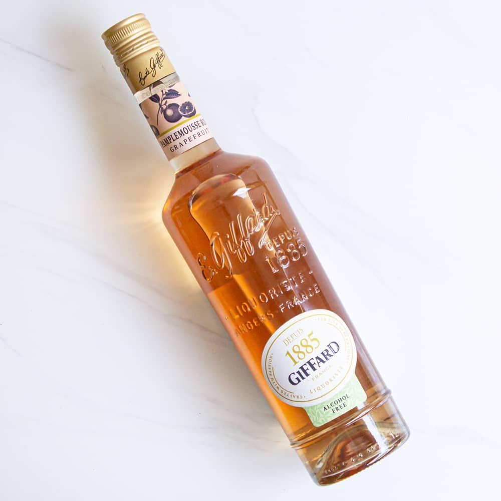 Destilado sin alcohol Pomelo Giffard 700 cc-0