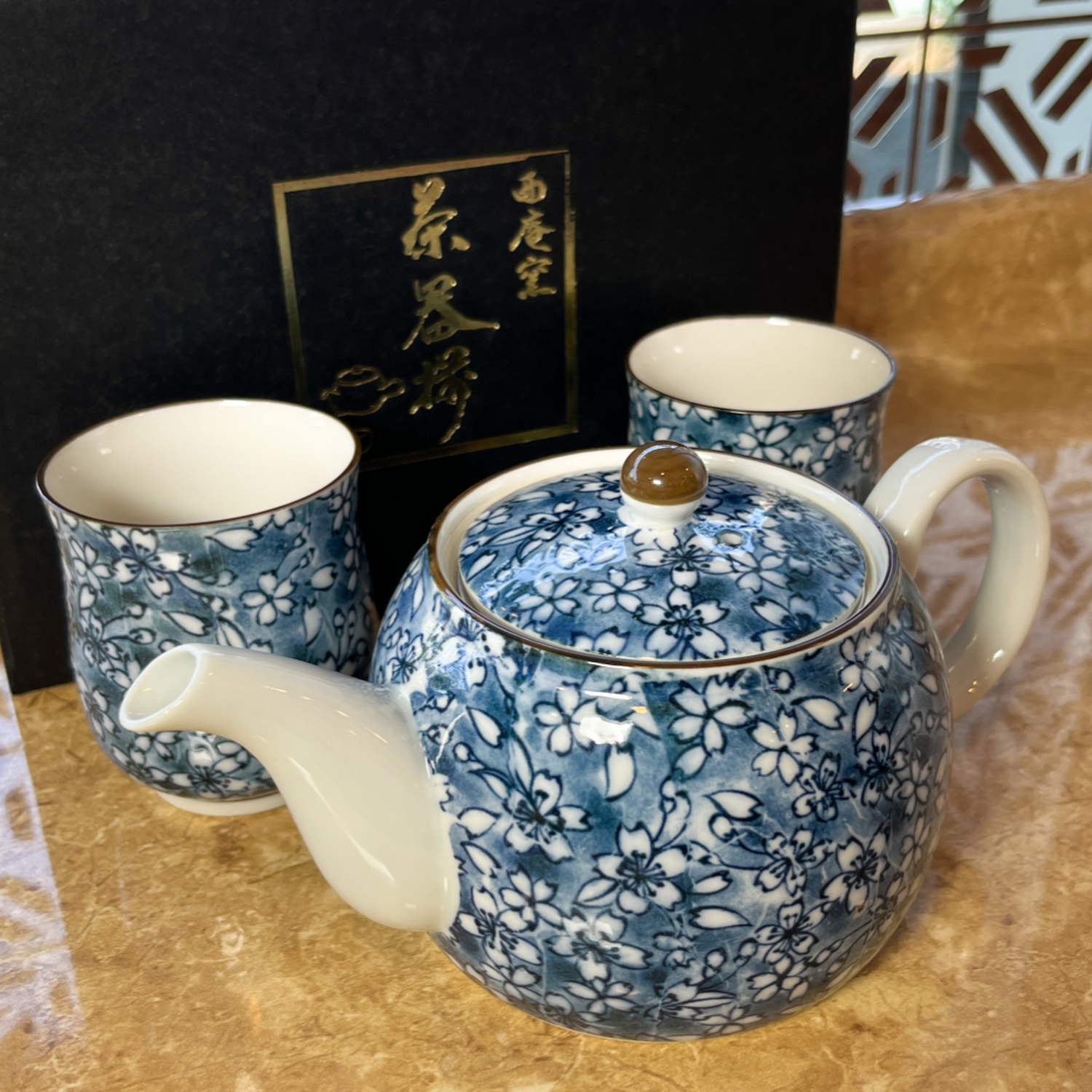 Set Tetera Japonesa Arita Ware Diseño Sakura Azul-3