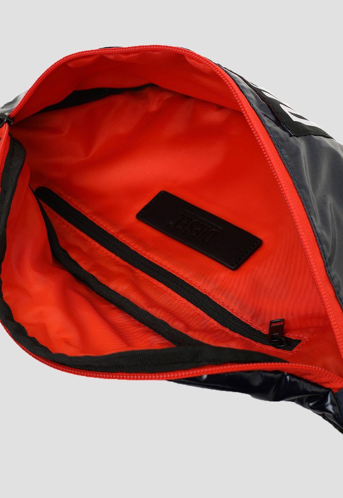 Banano Lyam Pat Belt Bag T6062 Azul Diesel-4