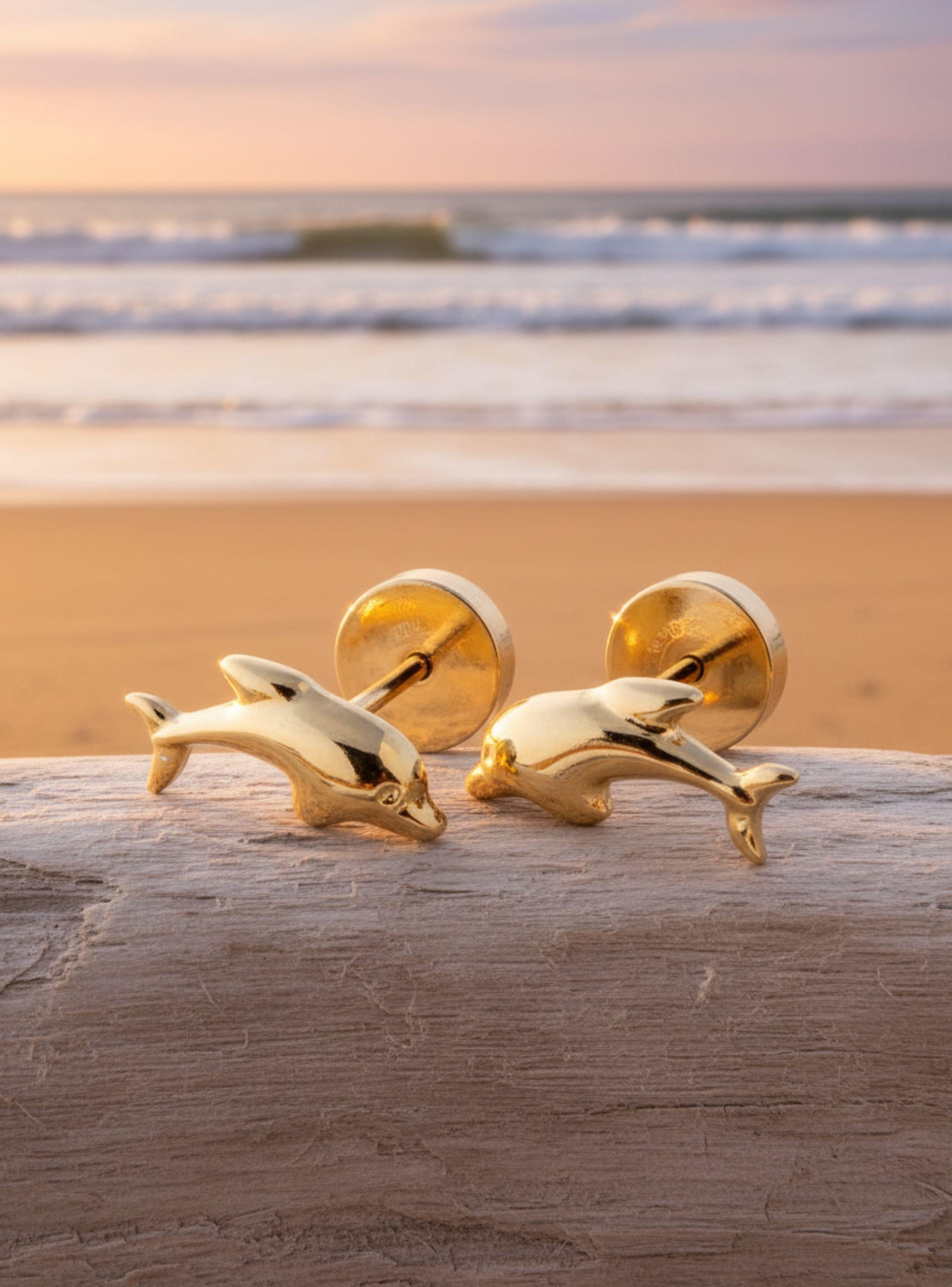 Aros Abridores Delfín 9 mm Oro 18K con Tope a Presión-2