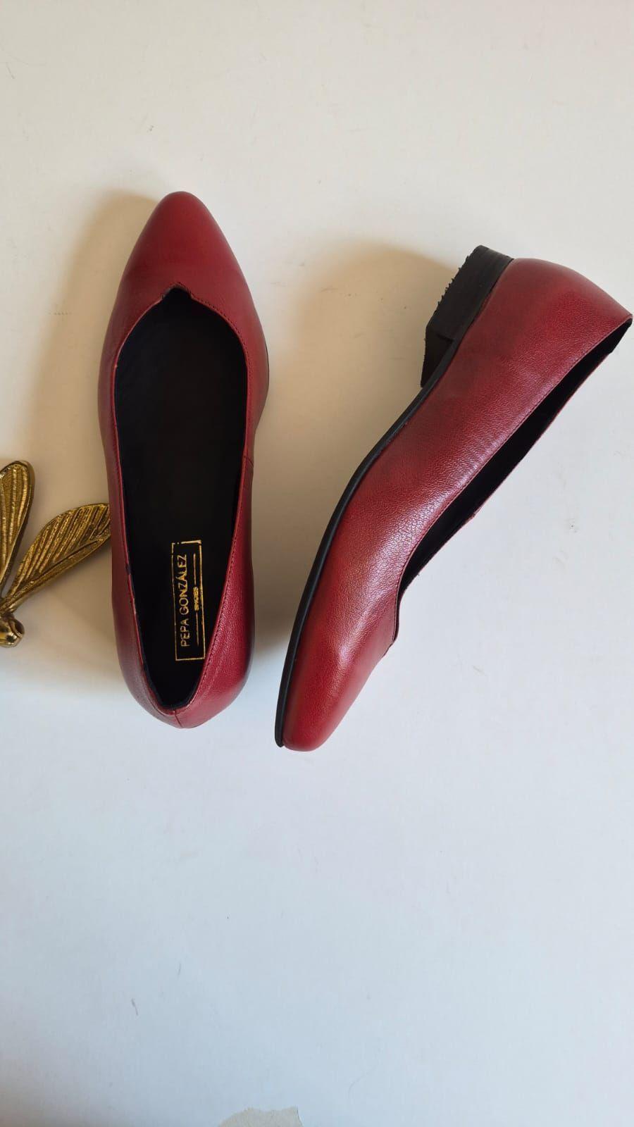 Zapato Plano Mujer Cuero Burdeo-0