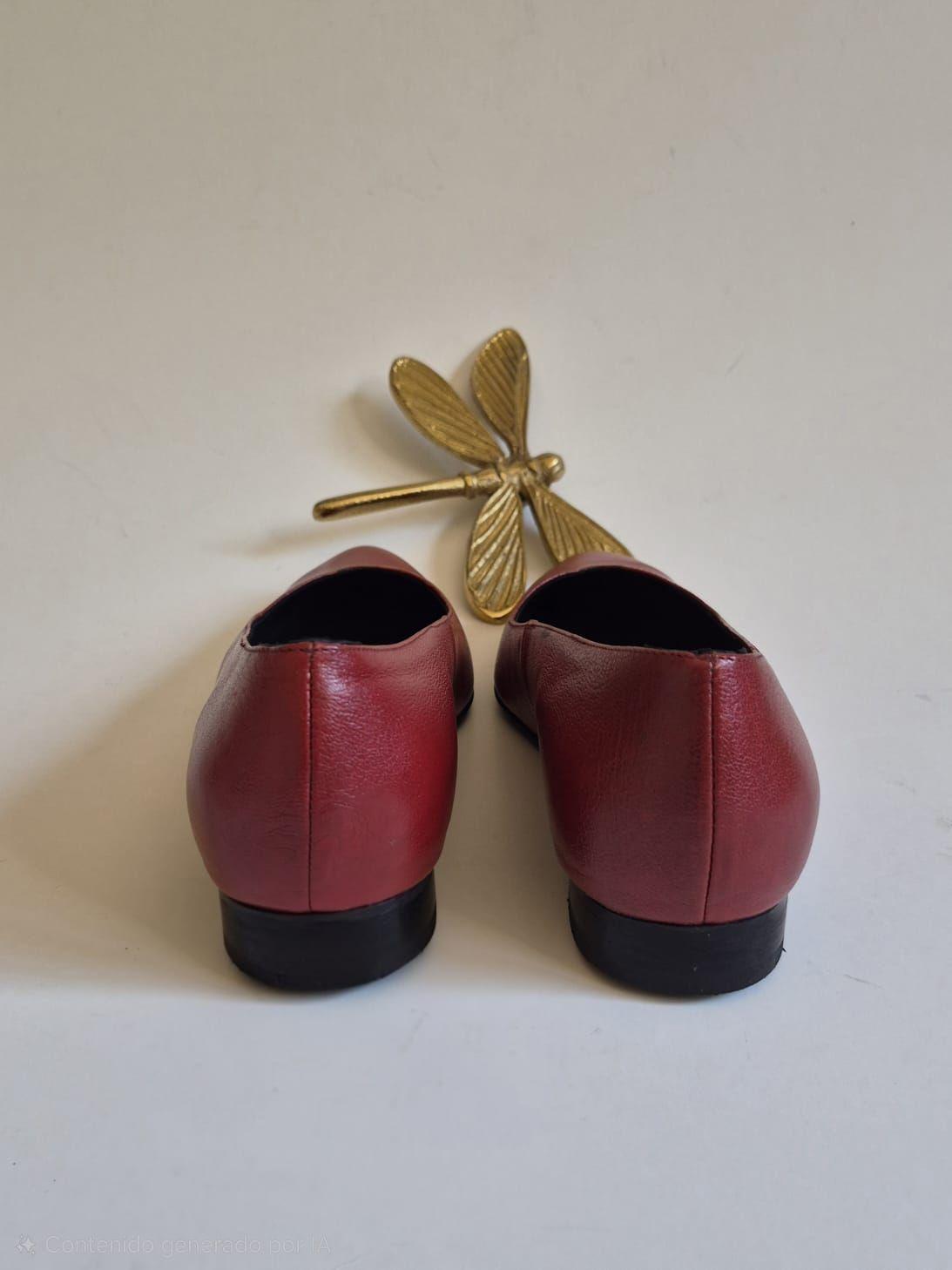 Zapato Plano Mujer Cuero Burdeo-1