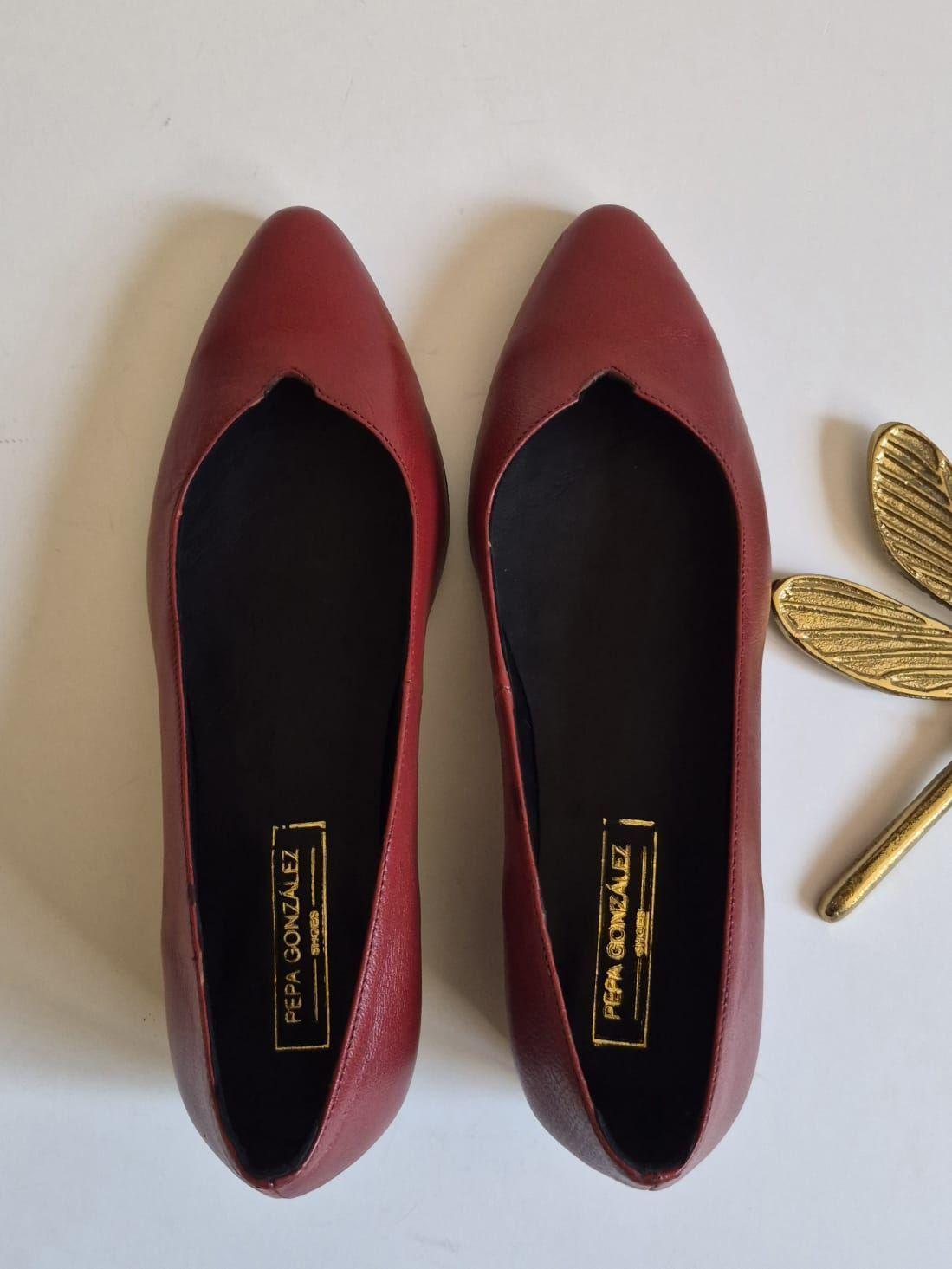 Zapato Plano Mujer Cuero Burdeo-2