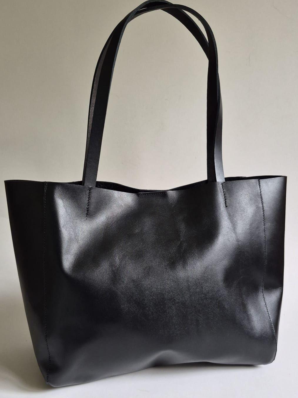 Cartera Cuero Negro Tote Petit-3