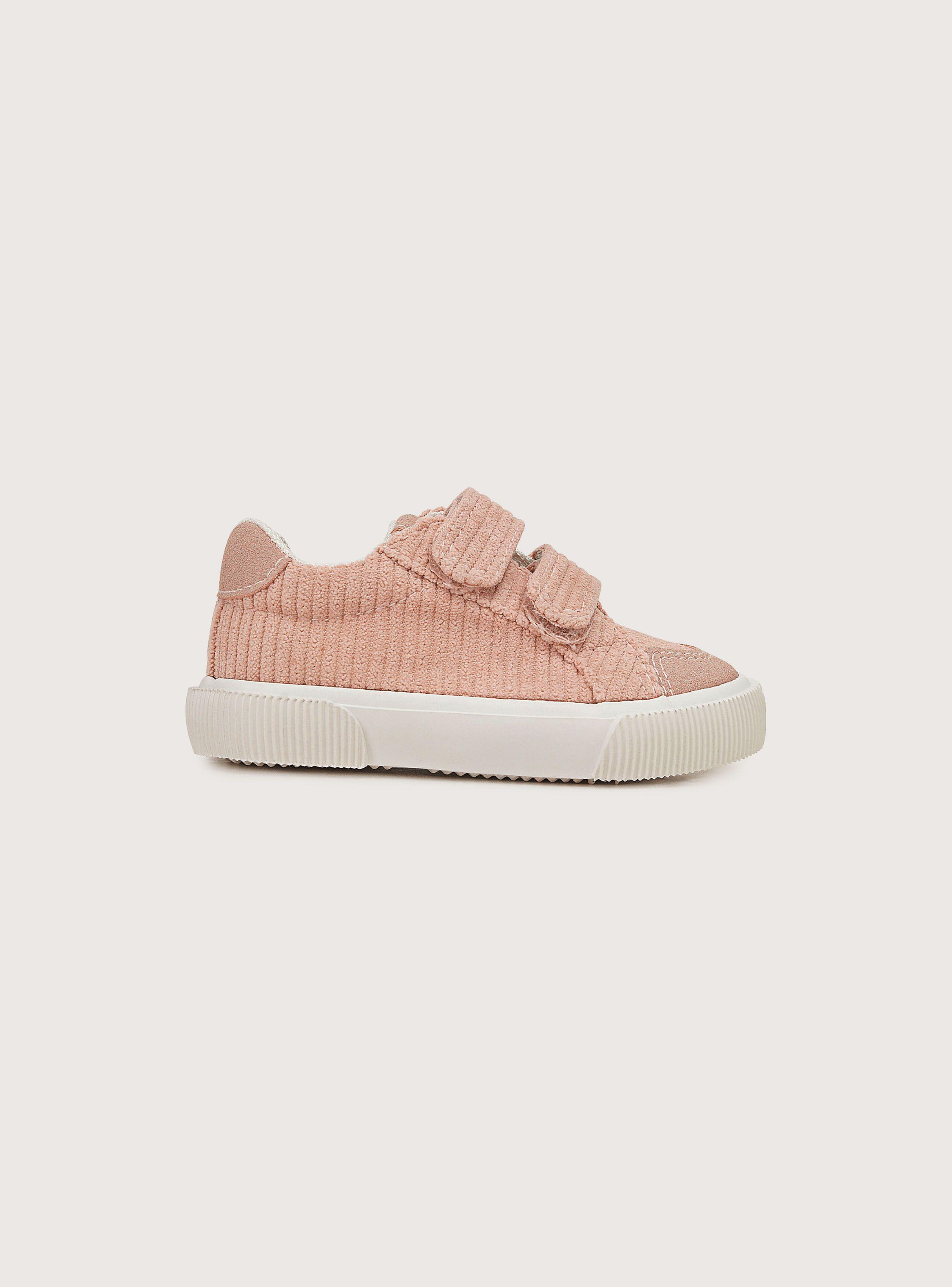 Zapatilla Rosada de Niña-1