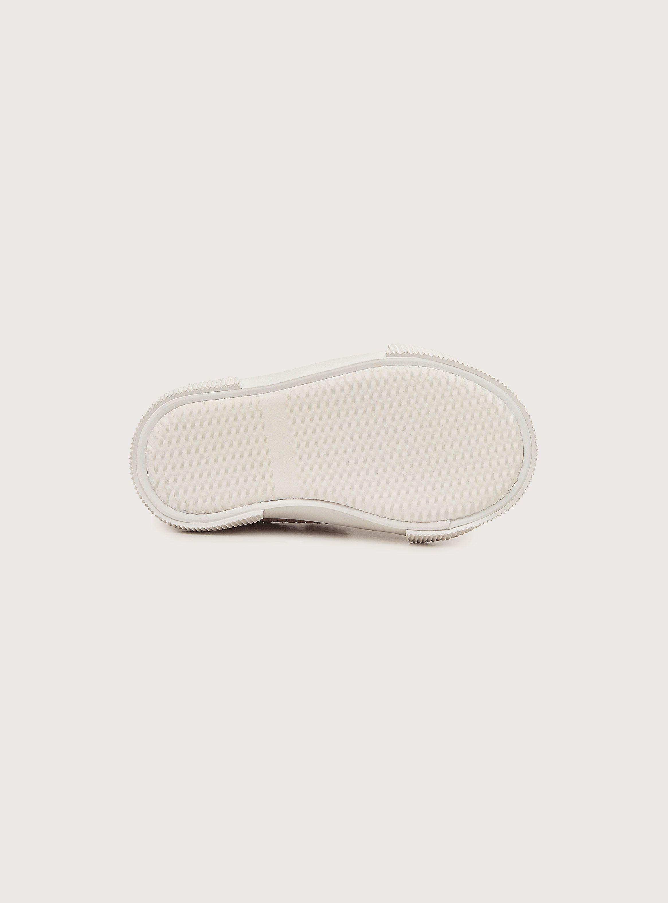 Zapatilla Rosada de Niña-2