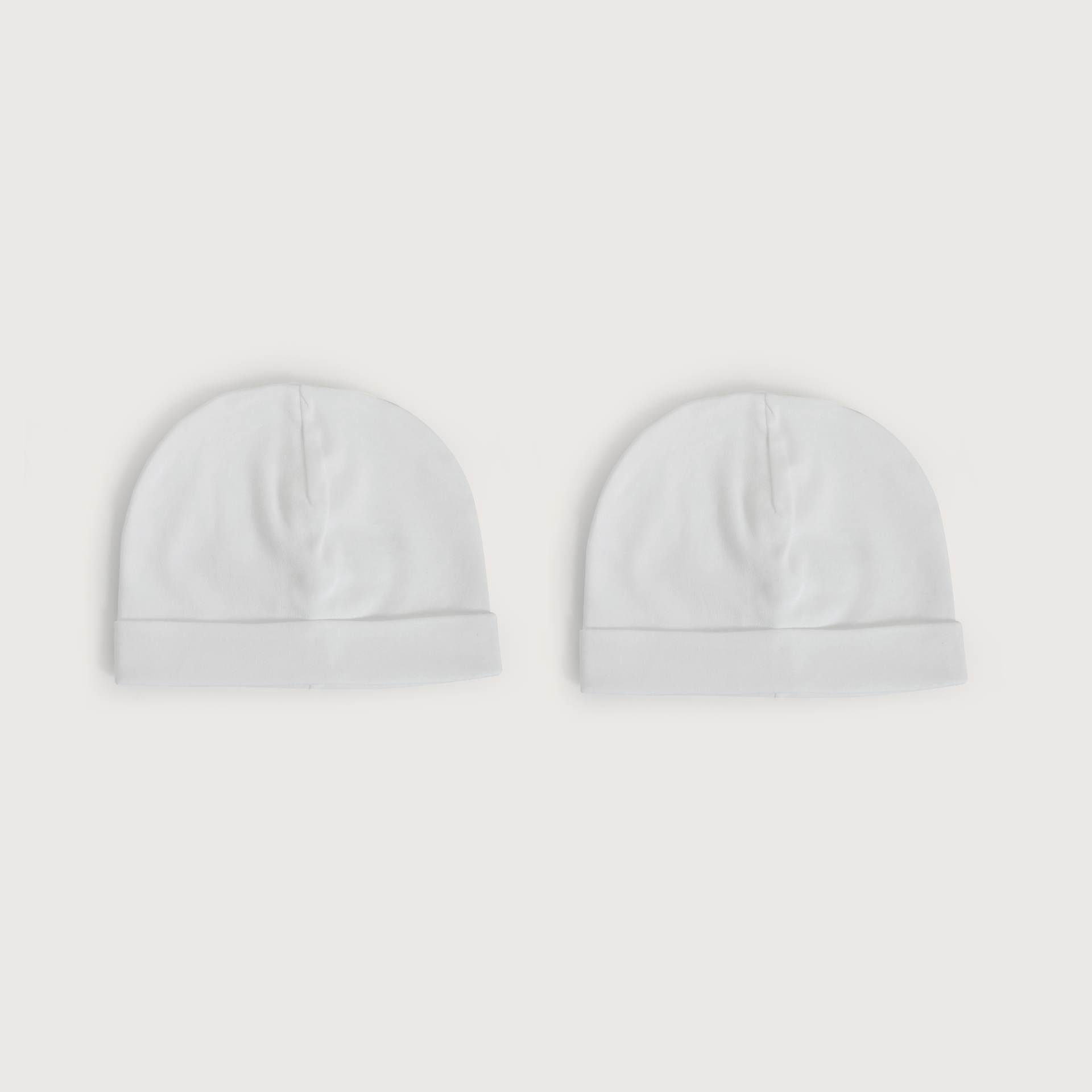 Gorro blanco de bebe-0