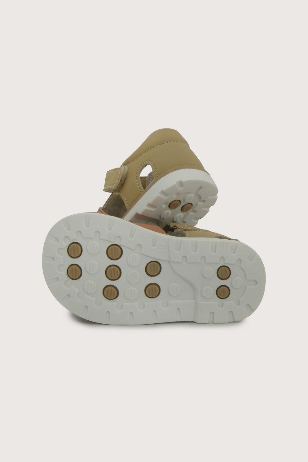 Sandalia primeros pasos café de niño-2