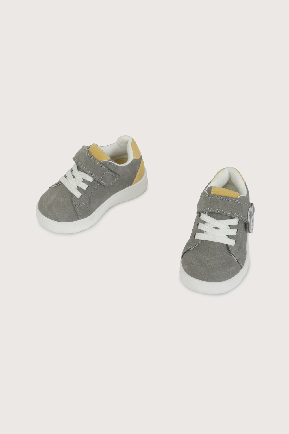 Zapatilla disney  gris de niño-3