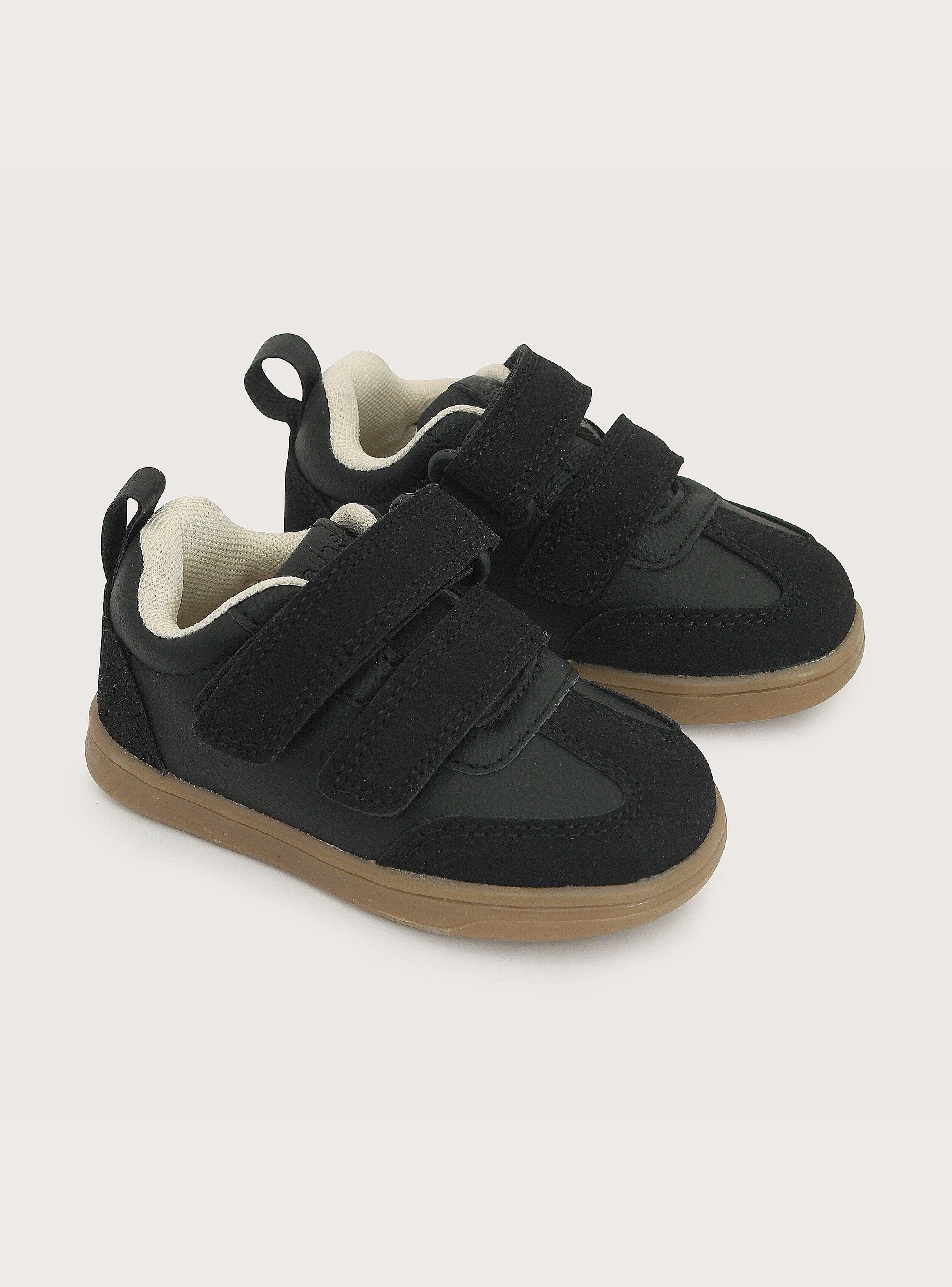 Zapatilla Casual Negra Niño-0