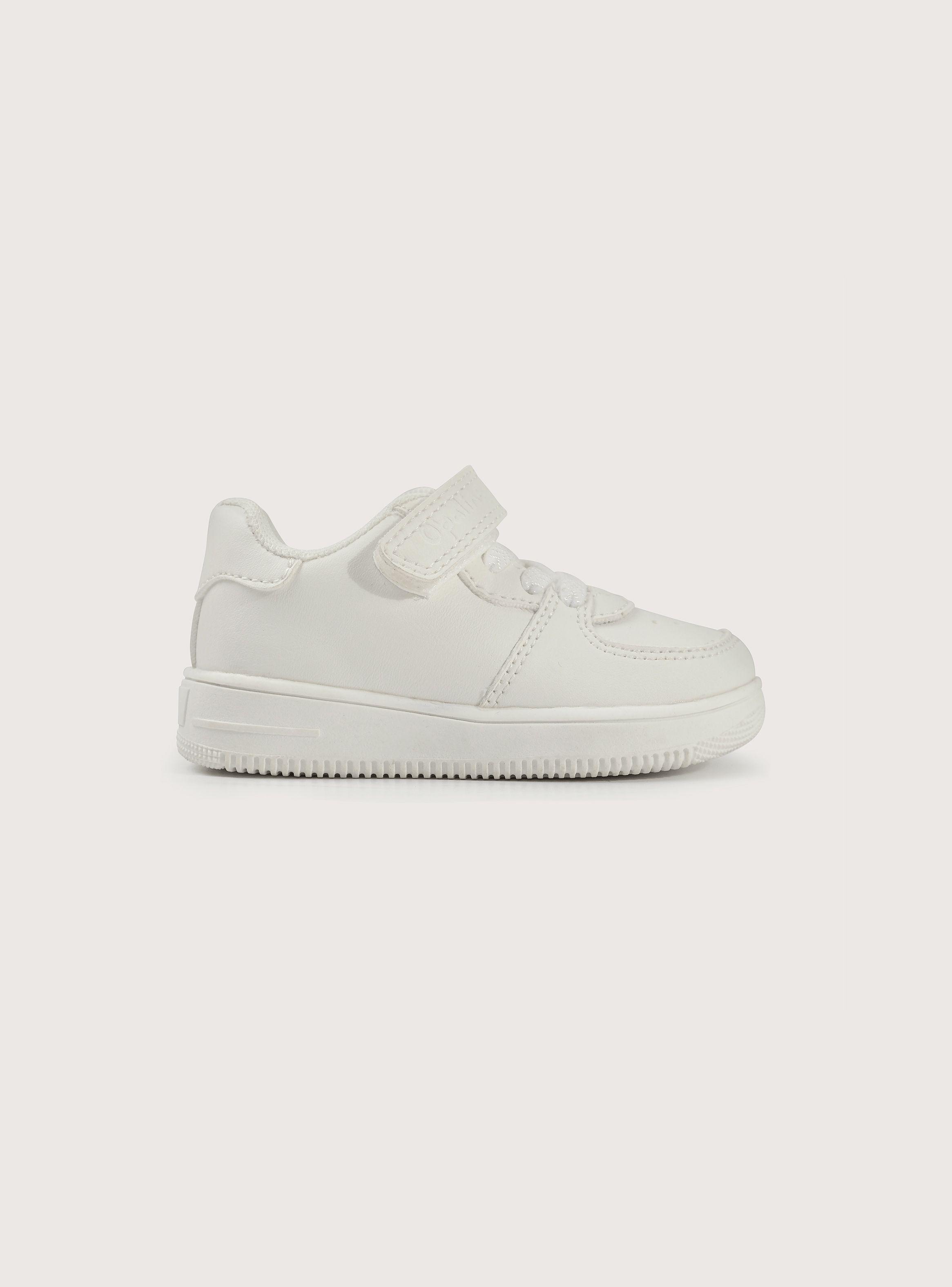 Zapatilla blanca para guagua, comodidad y estilo-1
