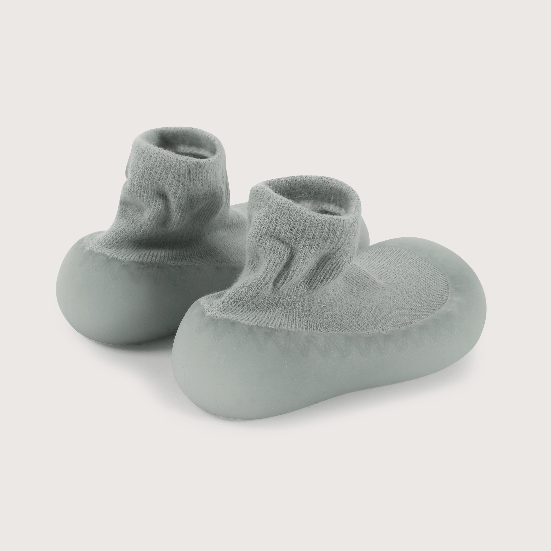 Calcetin con suela de silicona azul de niño-4