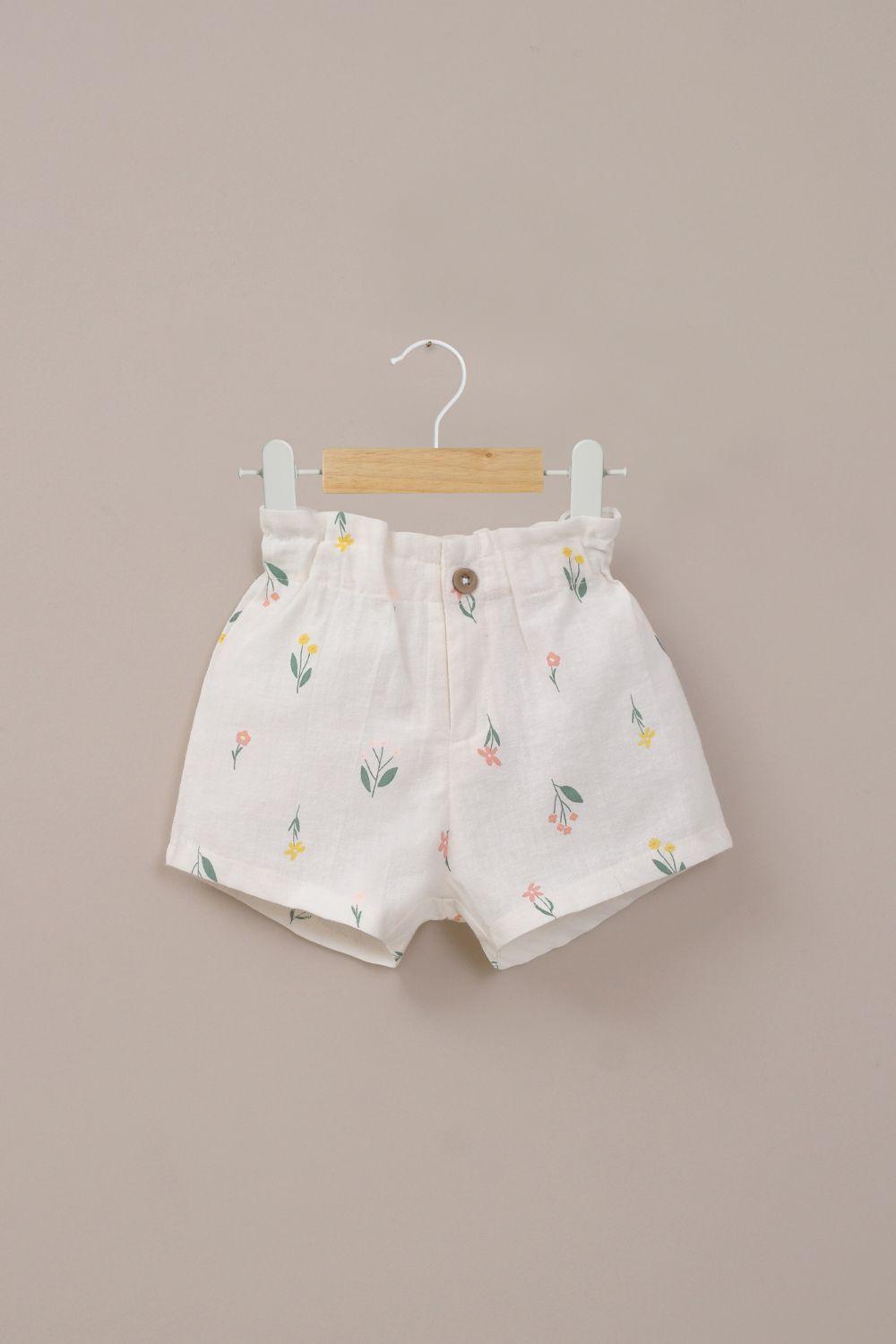 Short crema estampado de niña-0