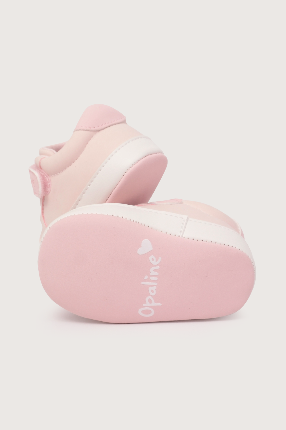 Zapatilla bebé rosada de niña-2