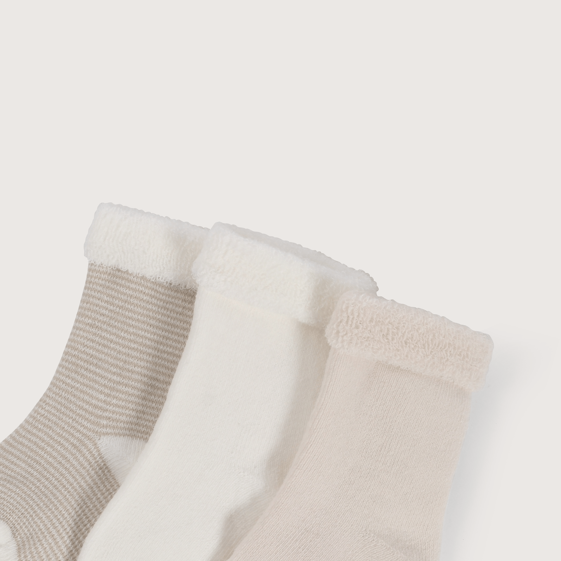 Pack de 3 calcetines beige de bebe-2