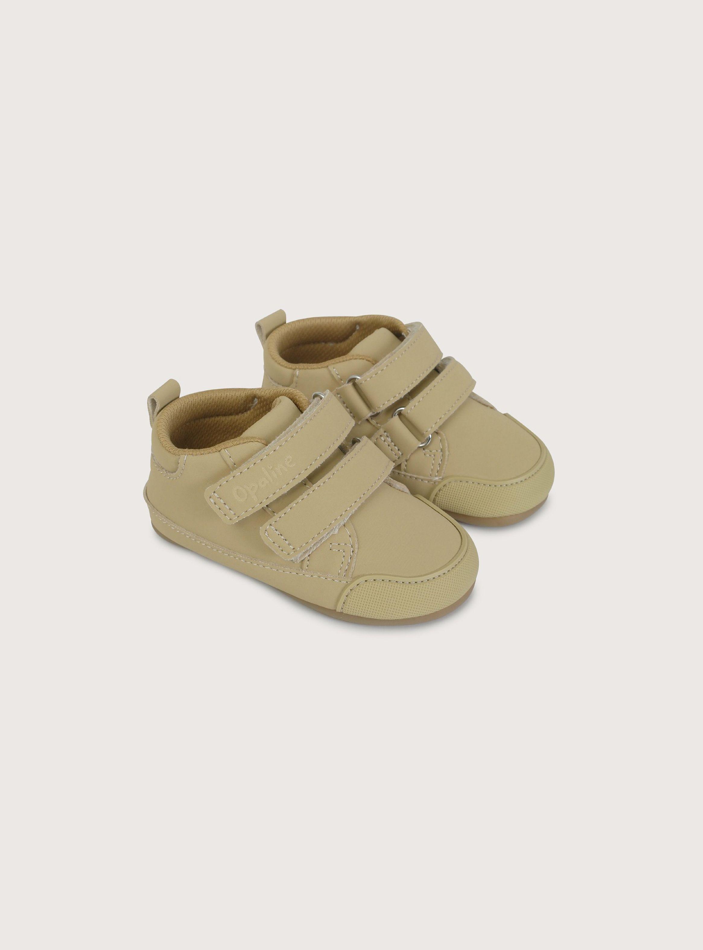Zapatilla ultra flexible café de niño-0