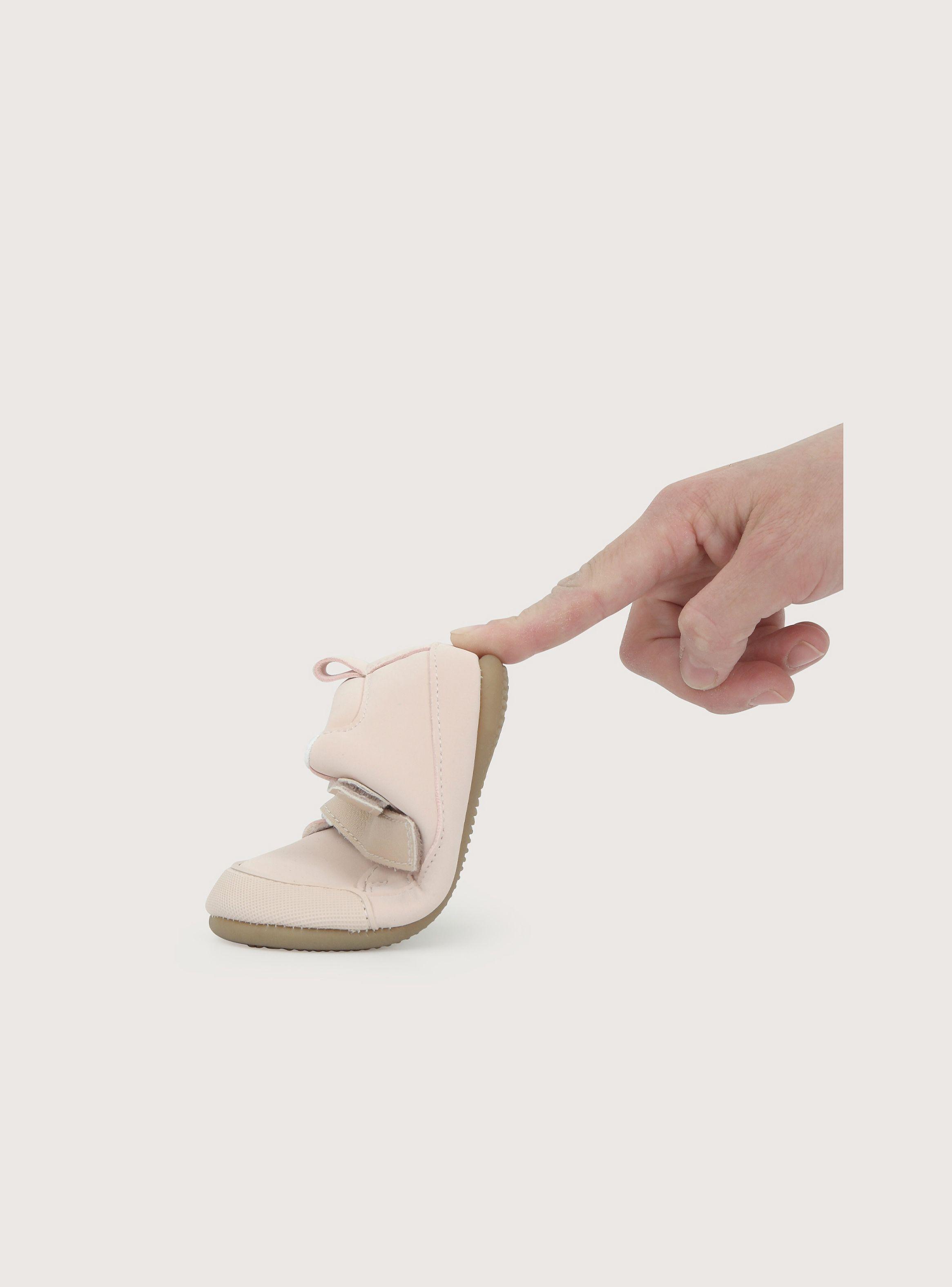 Zapatilla ultra flexible rosada de niña-6