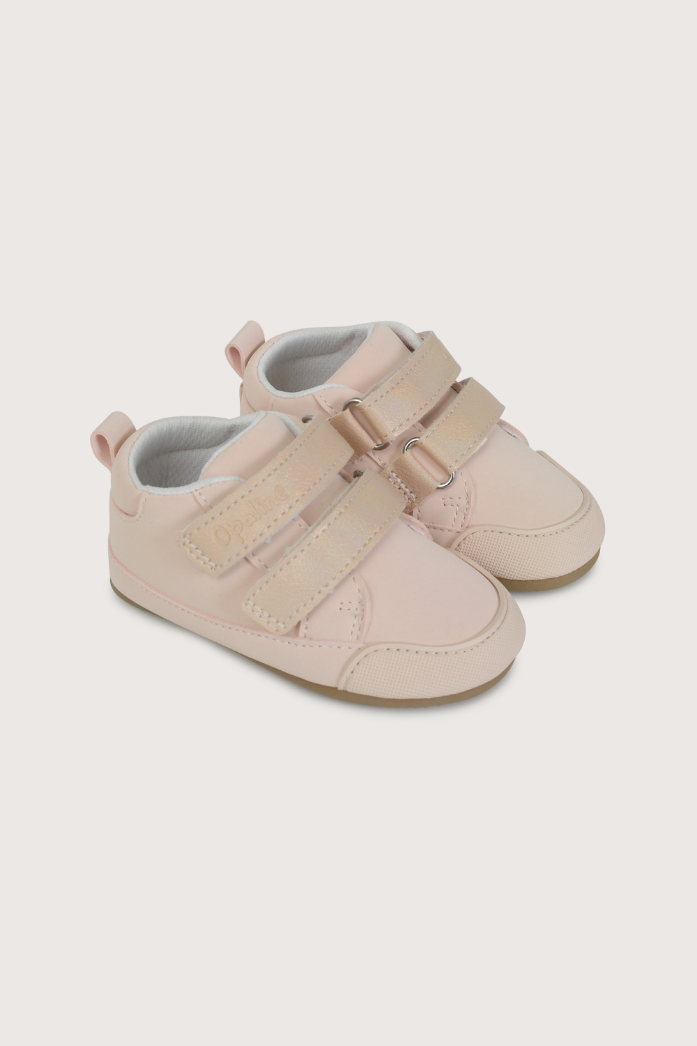 Zapatilla ultra flexible rosada de niña-0