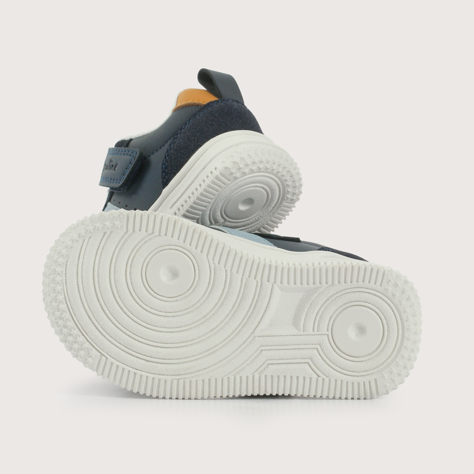 Zapatilla velcro azul de niño-2