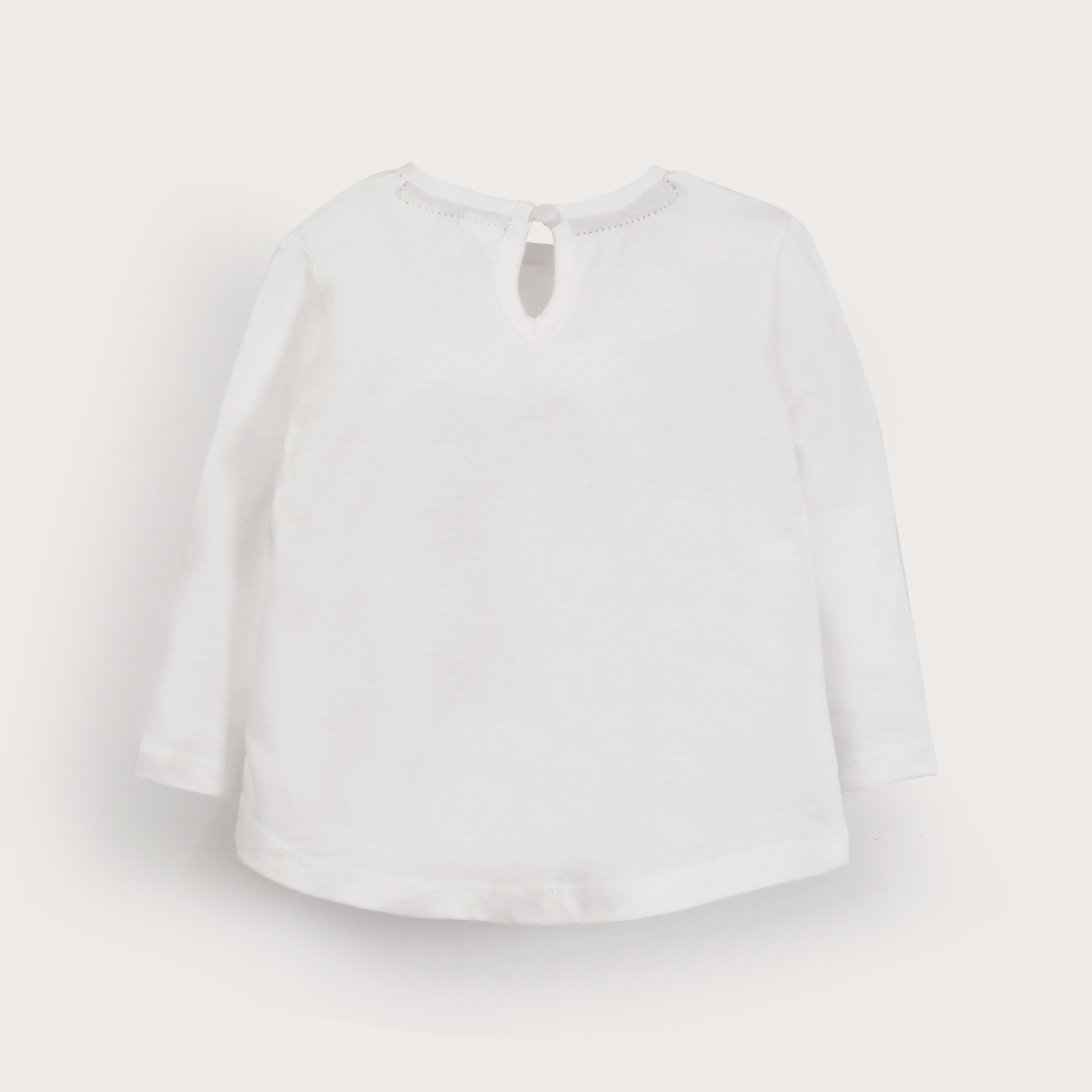 Polera manga larga blanca con estampado de niña-2