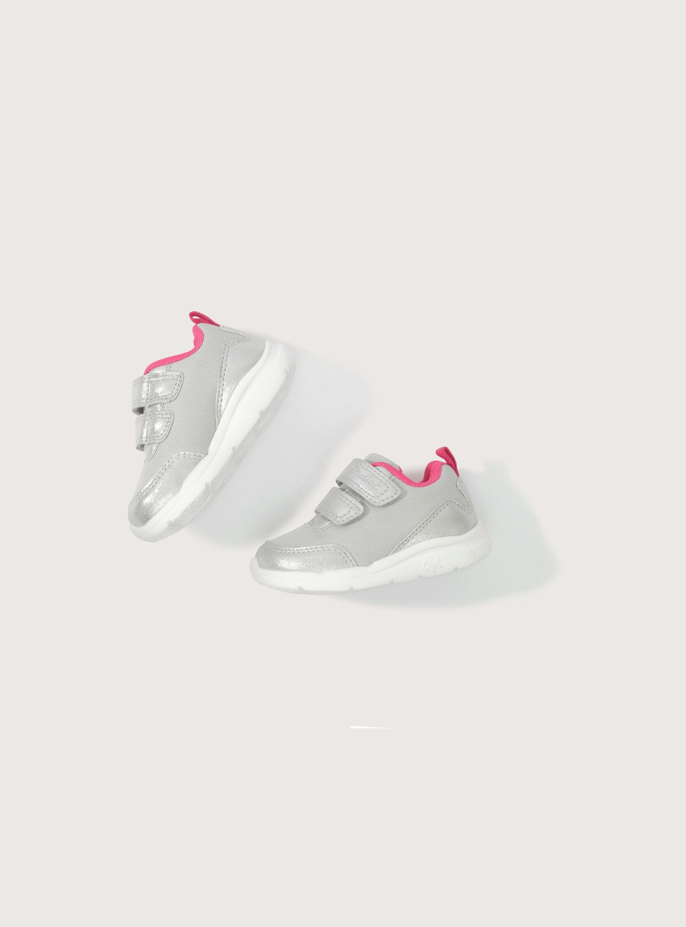 Zapatilla Gris de Niña-3