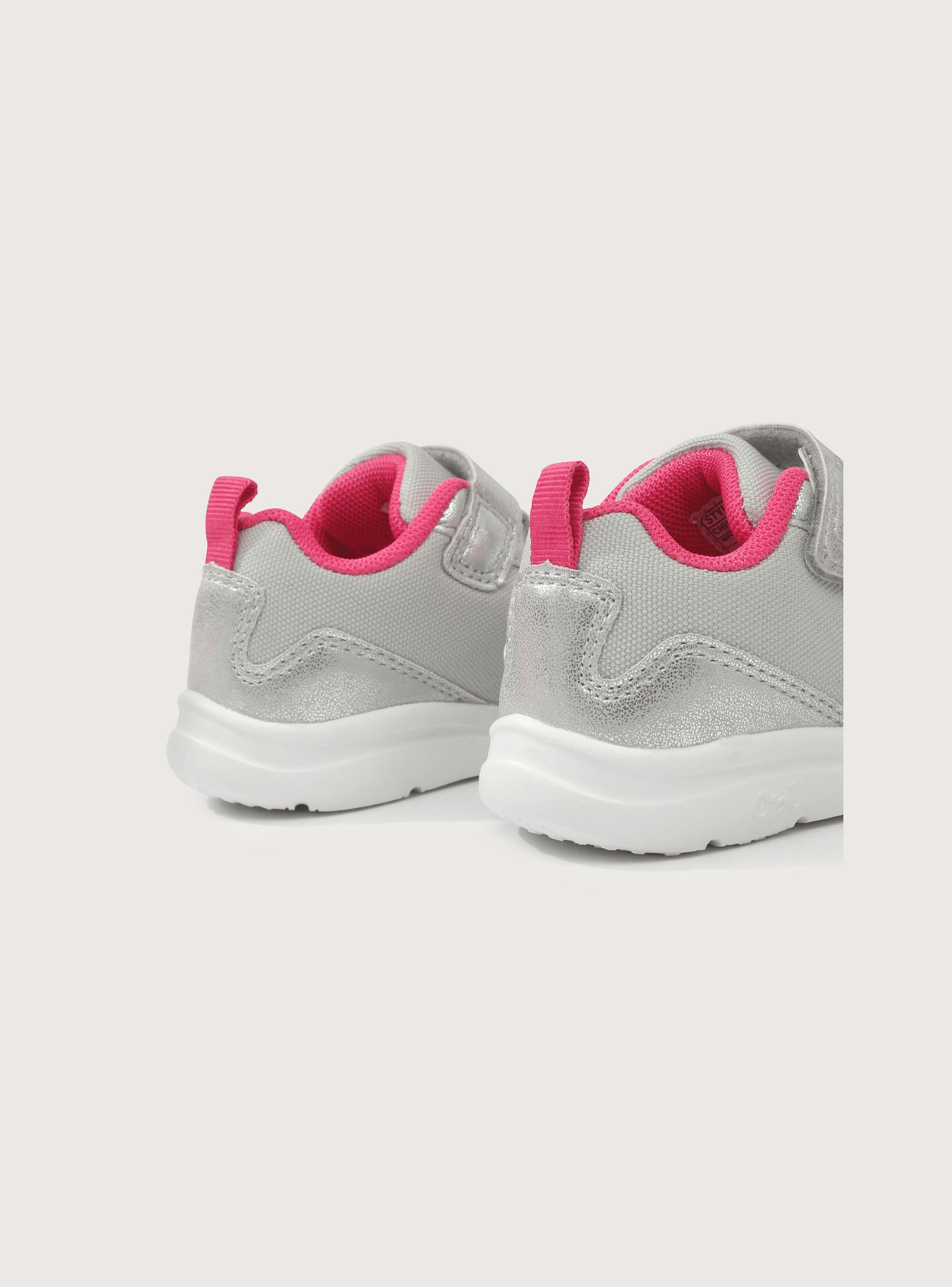 Zapatilla Gris de Niña-4