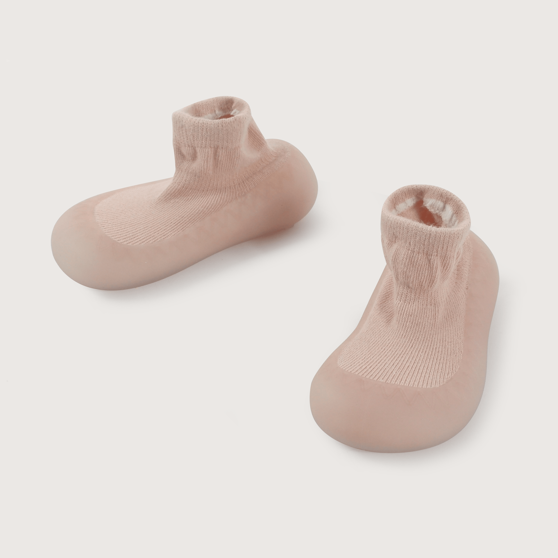 Calcetin con suela de silicona rosado de niña-3