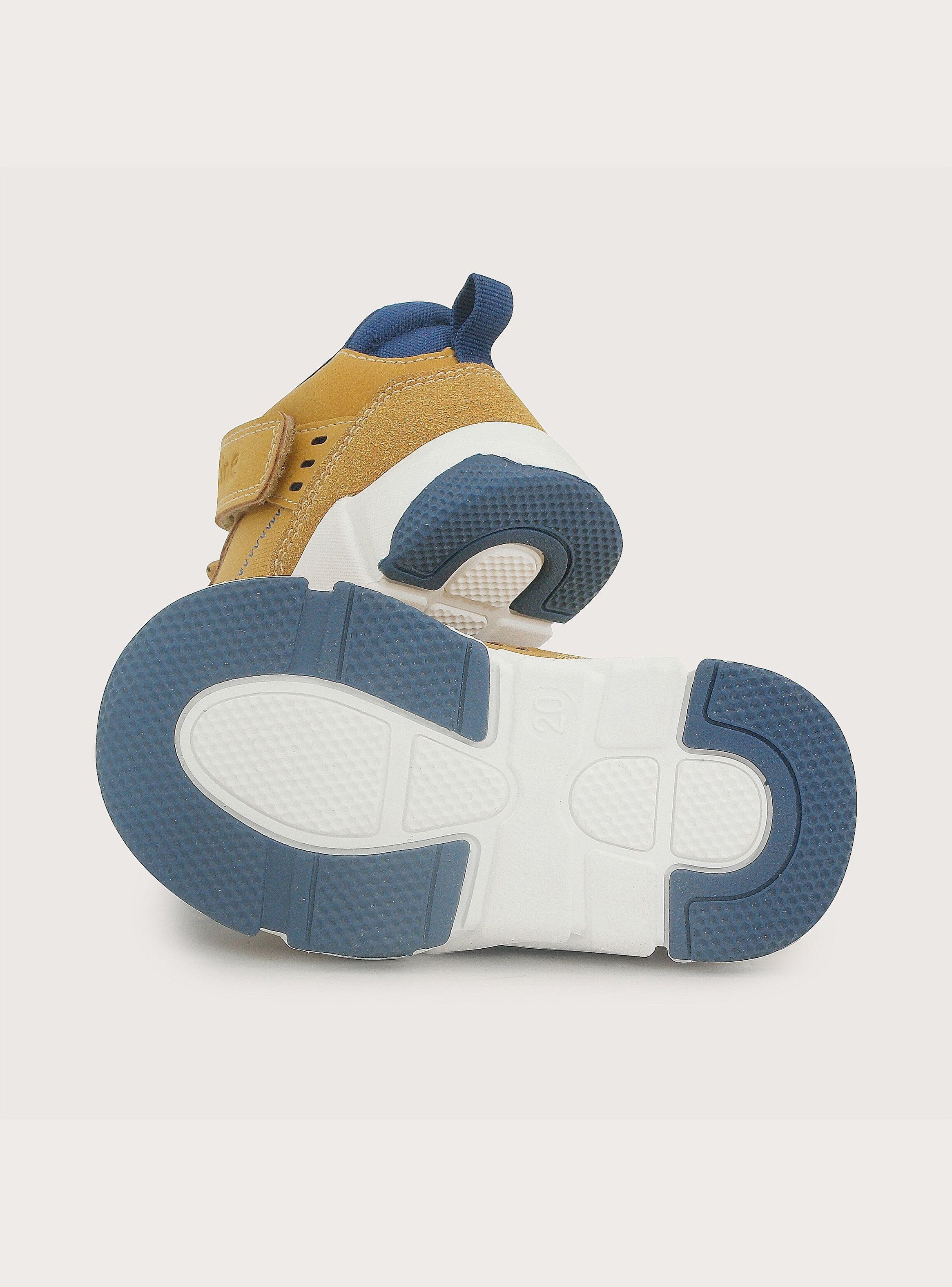 Zapatilla Casual Sport Mostaza Niño-2