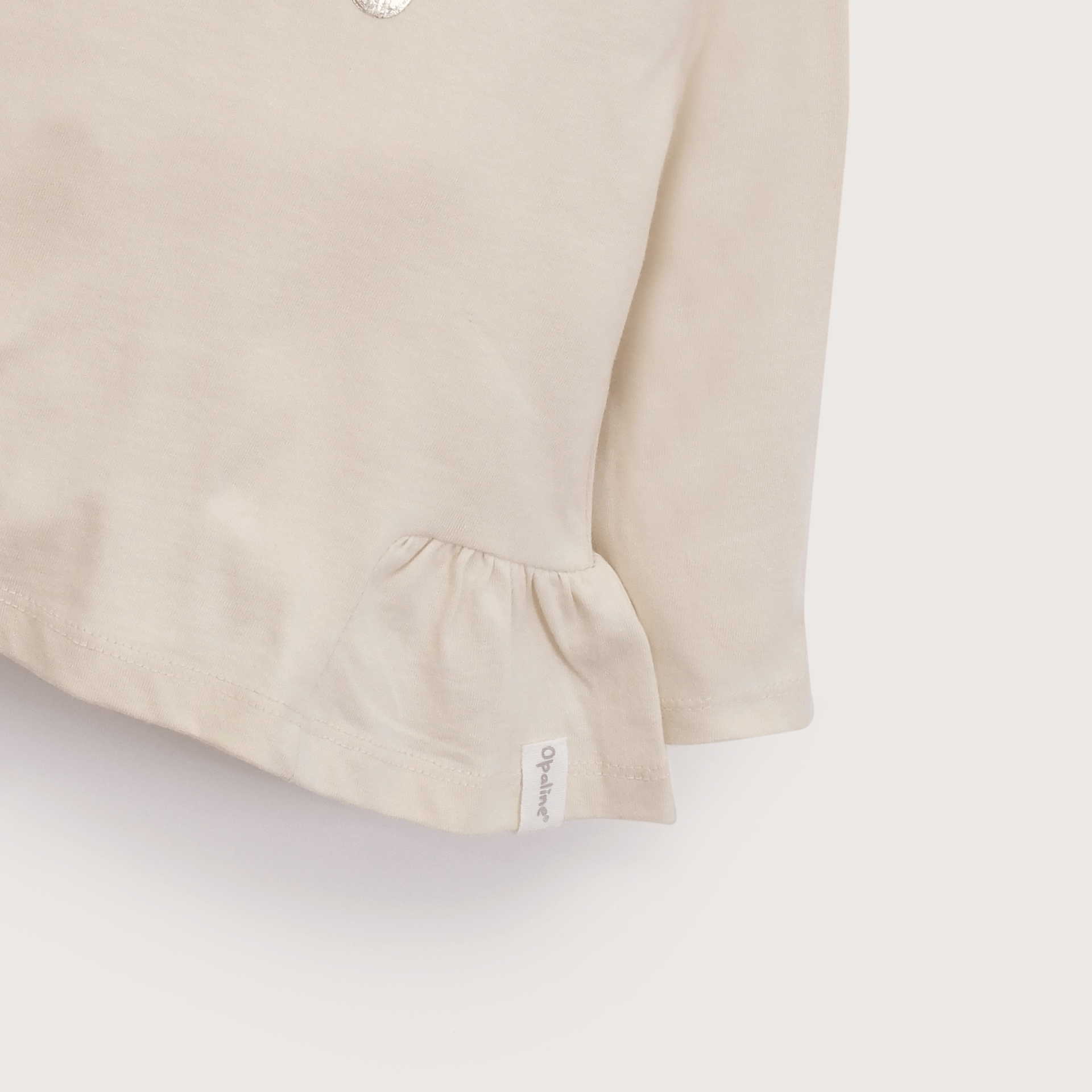 Polera manga larga crema de niña-4