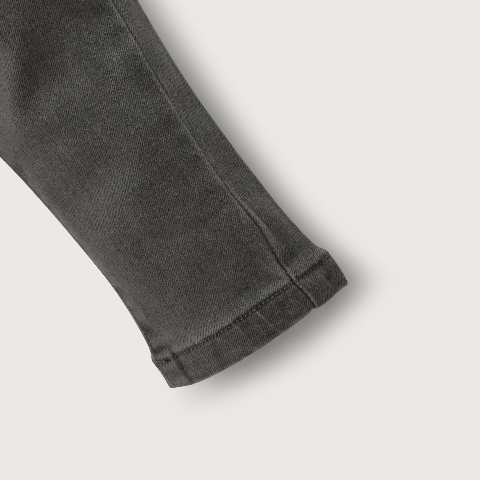 Jeans recto grafito de niño-4