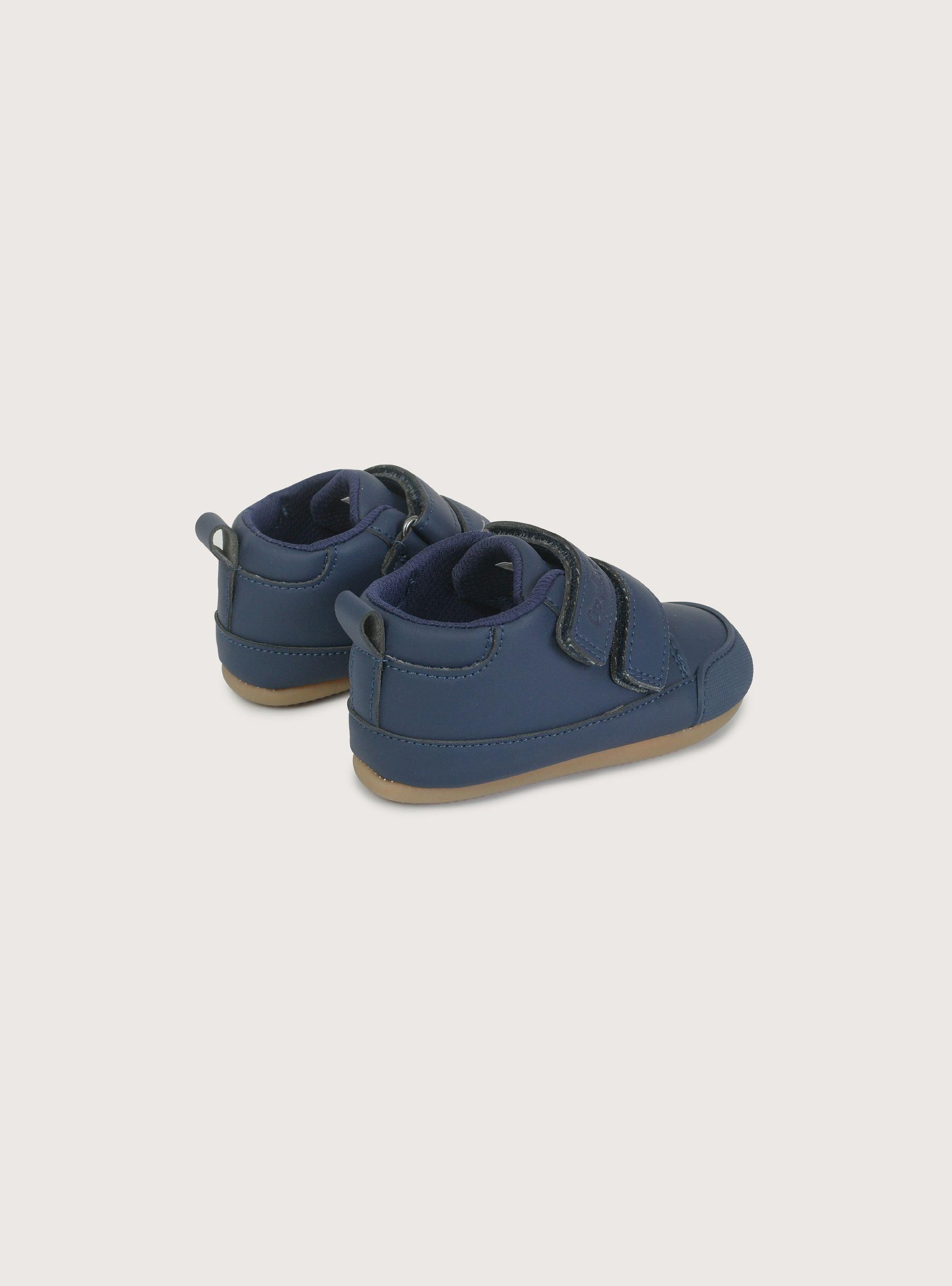 Zapatilla ultra flexible azul de niño-4