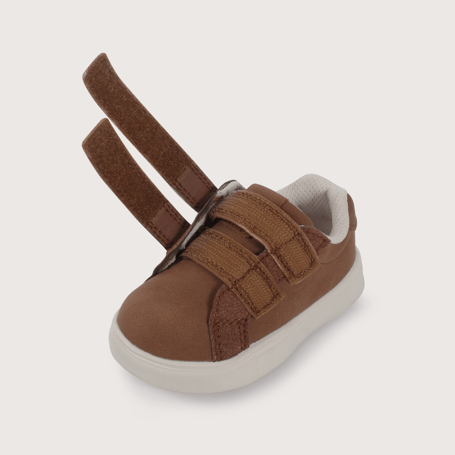 Zapatillos primeros pasos café de niño-5