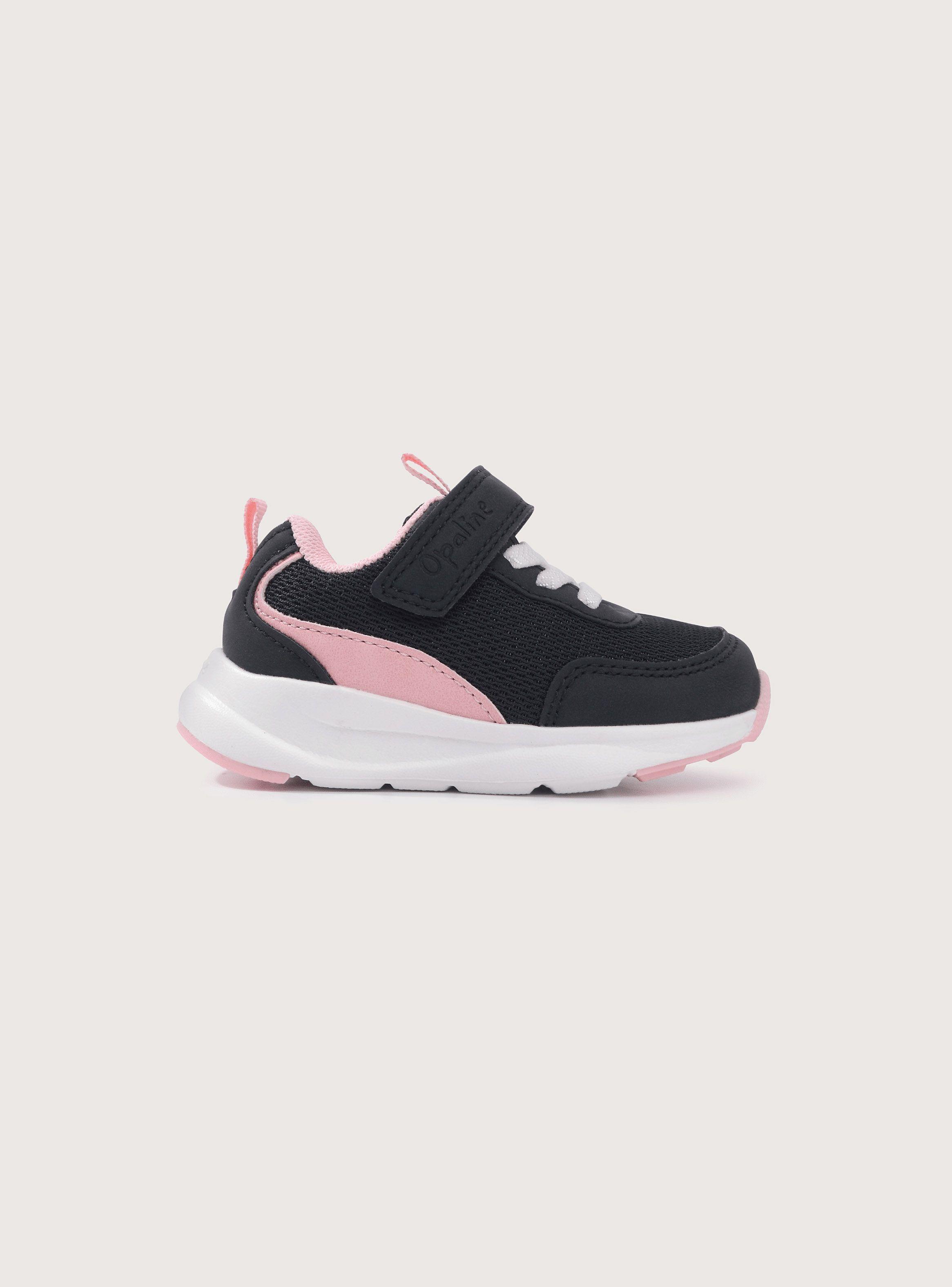 Zapatilla Deportiva Negra de Niña-1