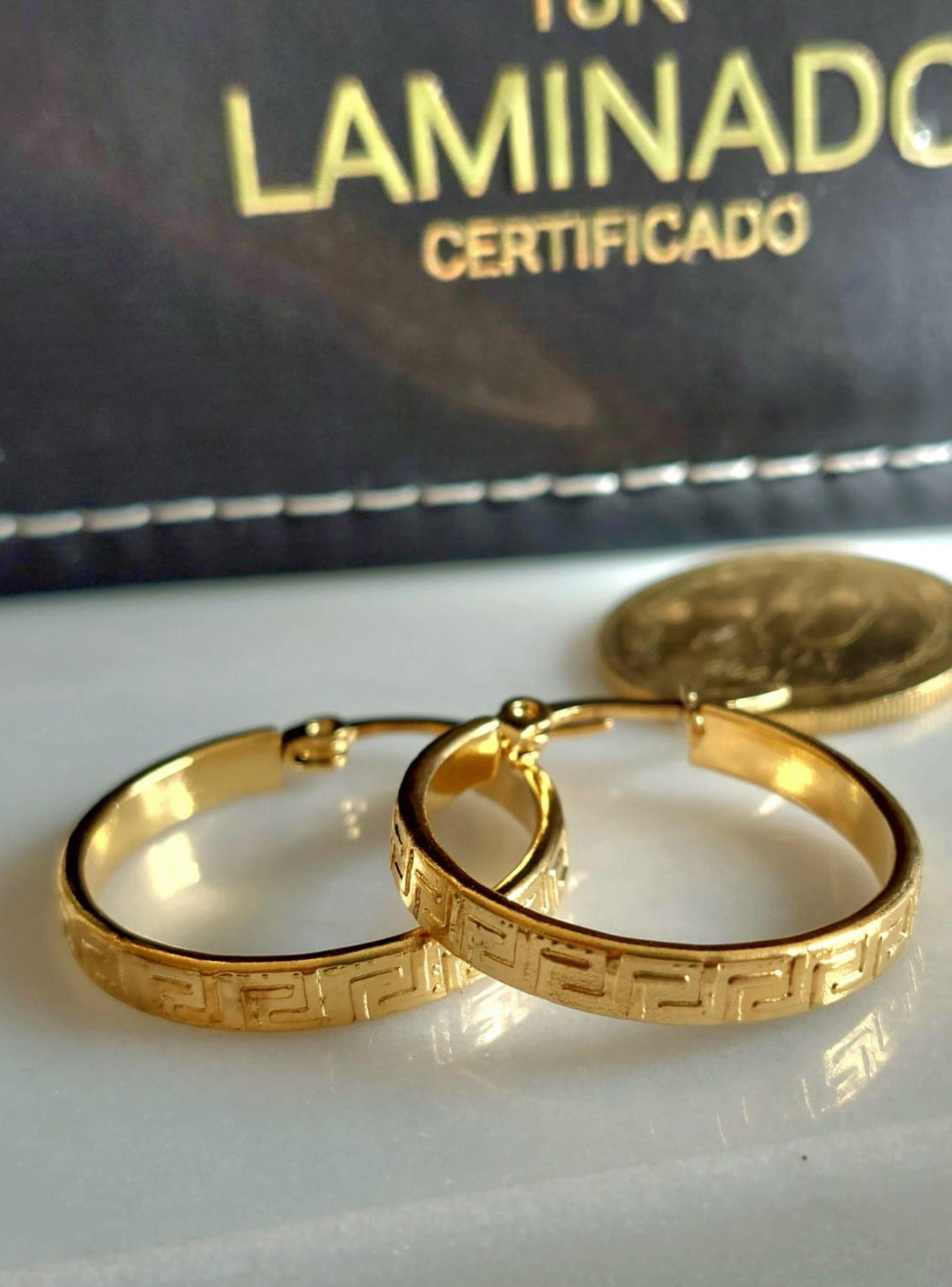Argollas ORO Laminado 18K Diseño Grecas 2,5 CM-4