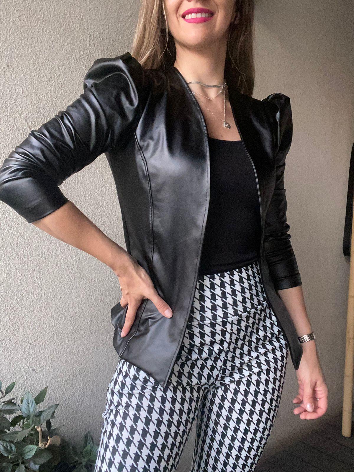 Blazer negro Mujer eco cuero-0