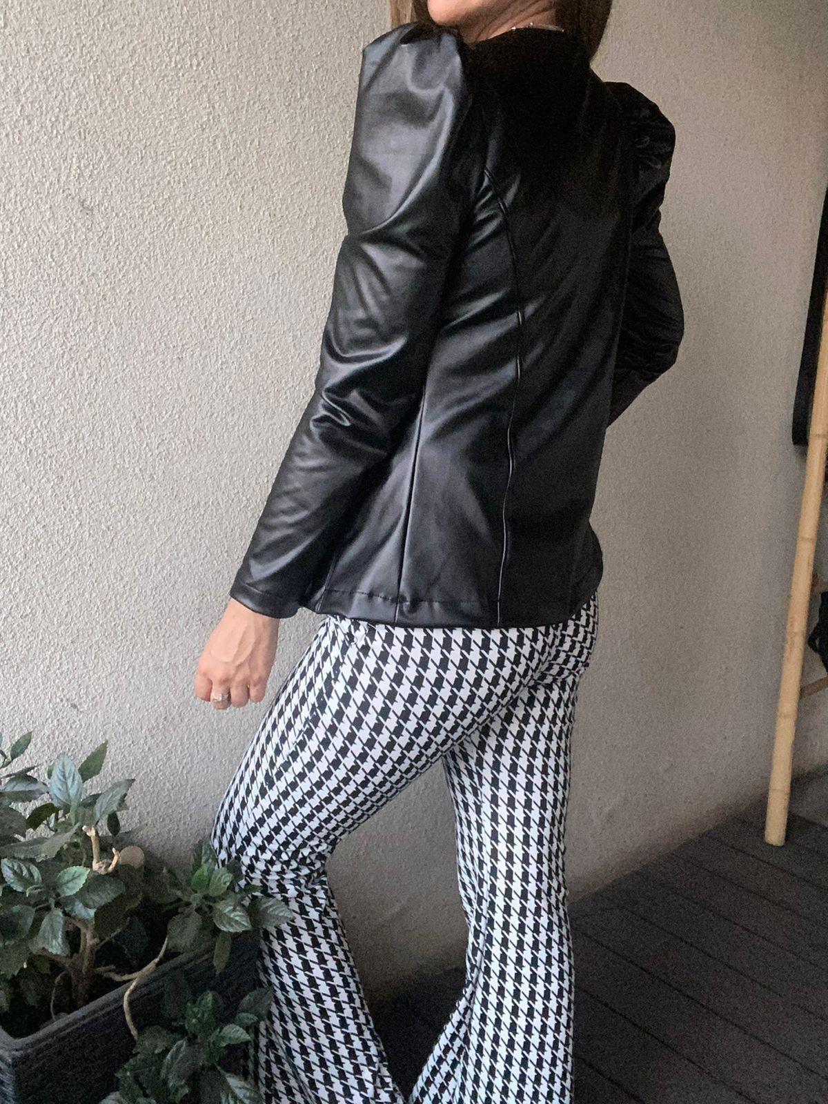 Blazer negro Mujer eco cuero-1