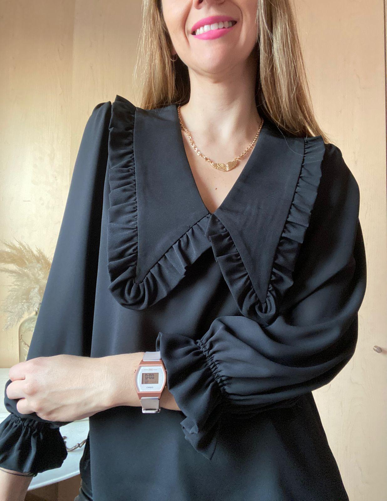 Blusa negra cuello bobo mujer-1