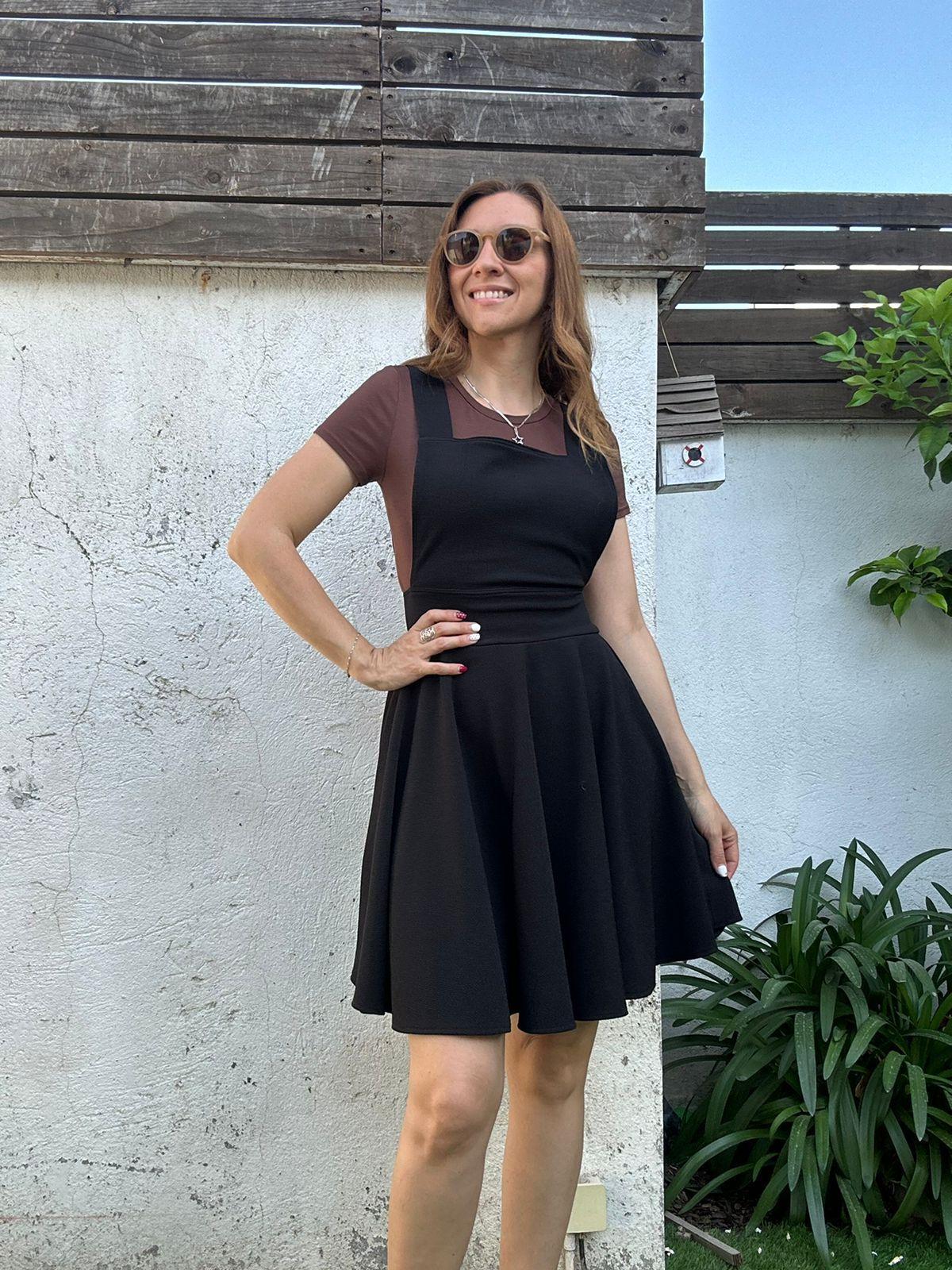 Jardinera negra mujer-1