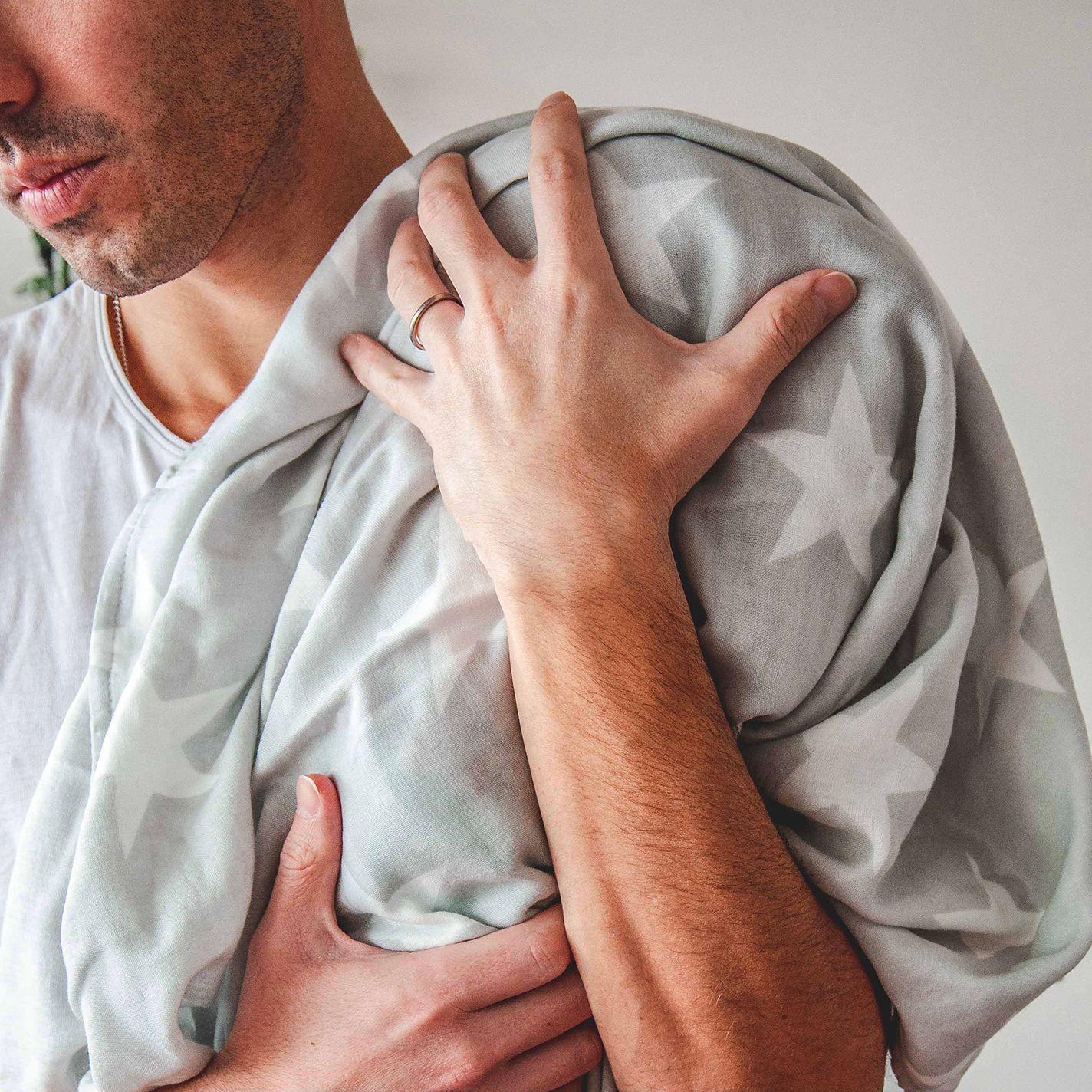 Manta Swaddle de Bamb KOSLEEPING GRIS-2