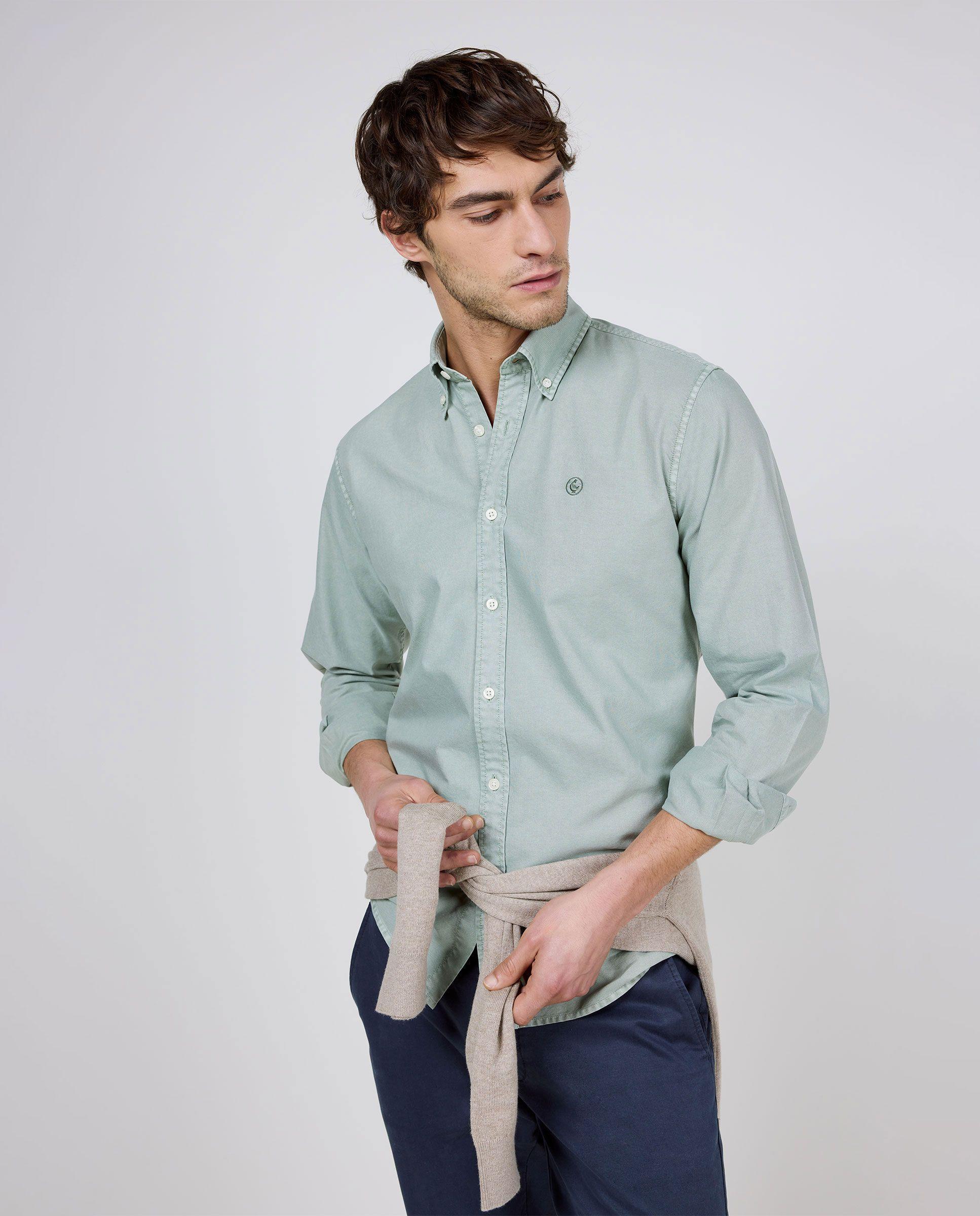 Camisa Algodón Garment Dyed Button Down Verde HOMBRE PV 26-2