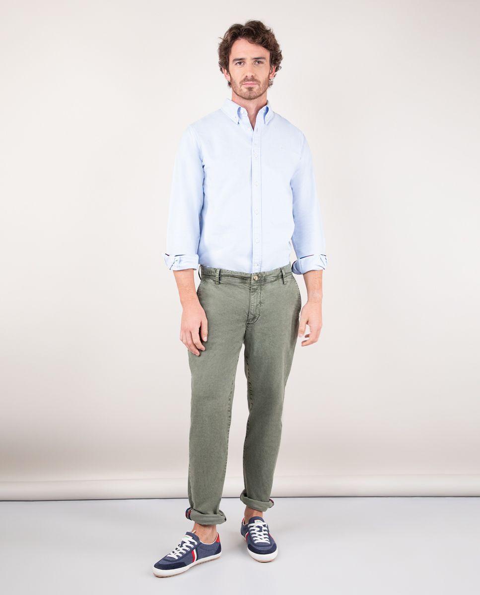Pantalón Chino Básico Verde Kaki LATAM HOMBRE OI 24-1